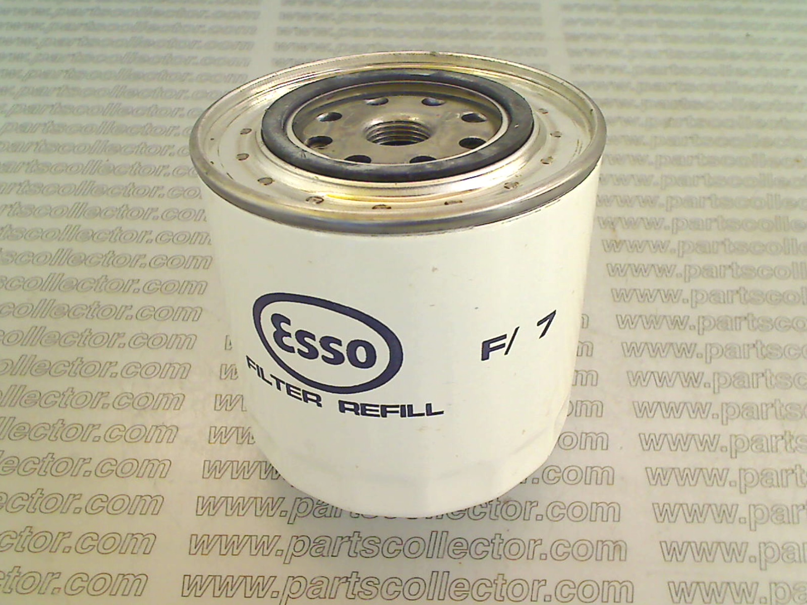 ESSO F/7 Engine code 9632 compatible with: ALFA ROMEO 2000 BN 102, ALFA ROMEO 2000 SPIDER - SPRINT 102.04/05, ALFA ROMEO ALFETTA 116, ALFA ROMEO GIULIA 1300  105, ALFA ROMEO GIULIA 1600 105, ALFA ROMEO GIULIA SUPER  105, ALFA ROMEO GIULIETTA 116, ALFA ROMEO MONTREAL, AUTOBIANCHI A111, AUTOBIANCHI PRIMULA, FIAT 124, FIAT 124 SPIDER, FIAT 125, FIAT 132, LANCIA BETA, LANCIA BETA MONTECARLO