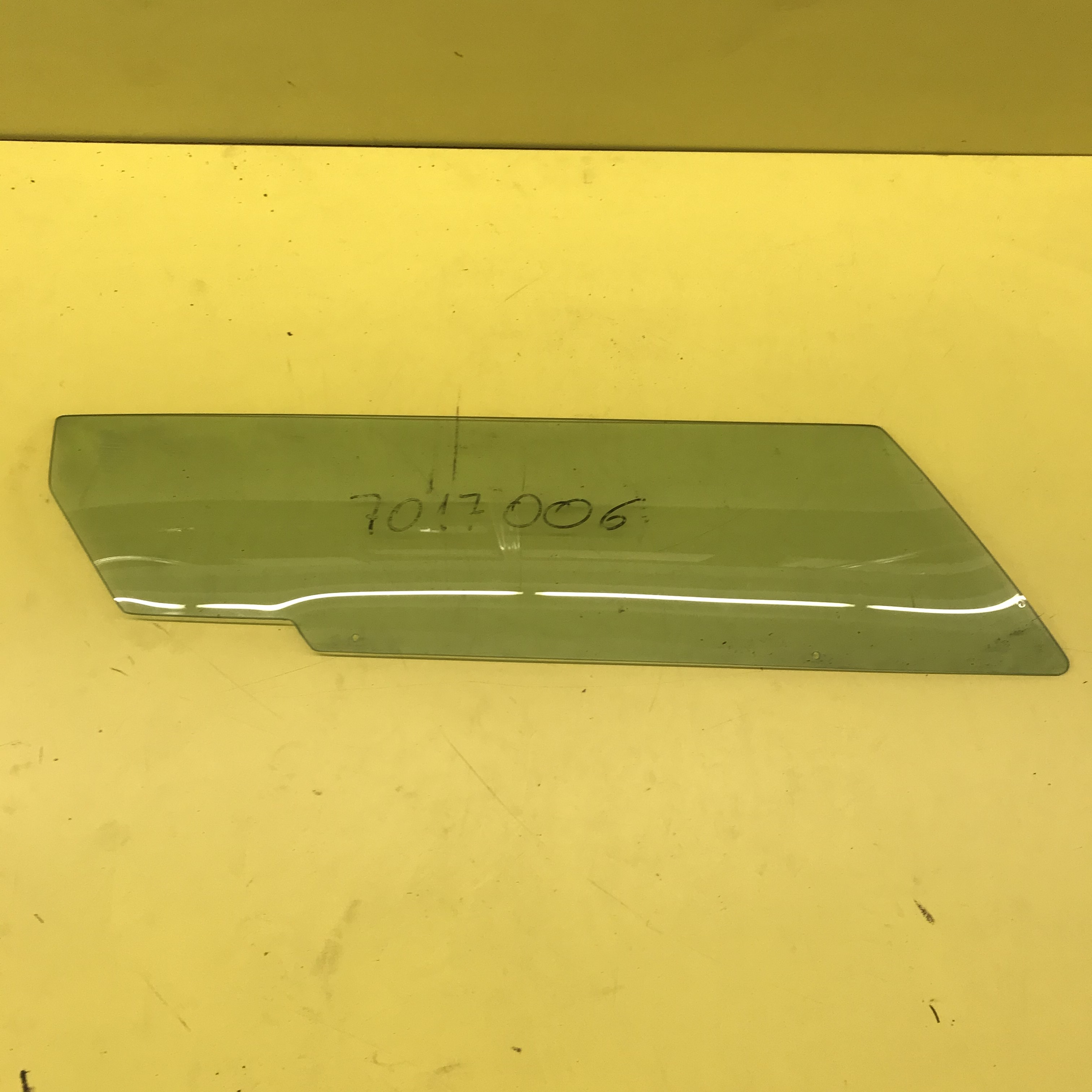 LAMBORGHINI 007017006 Car body code 15680 compatible with: LAMBORGHINI COUNTACH, LAMBORGHINI COUNTACH 5000, LAMBORGHINI COUNTACH LP400