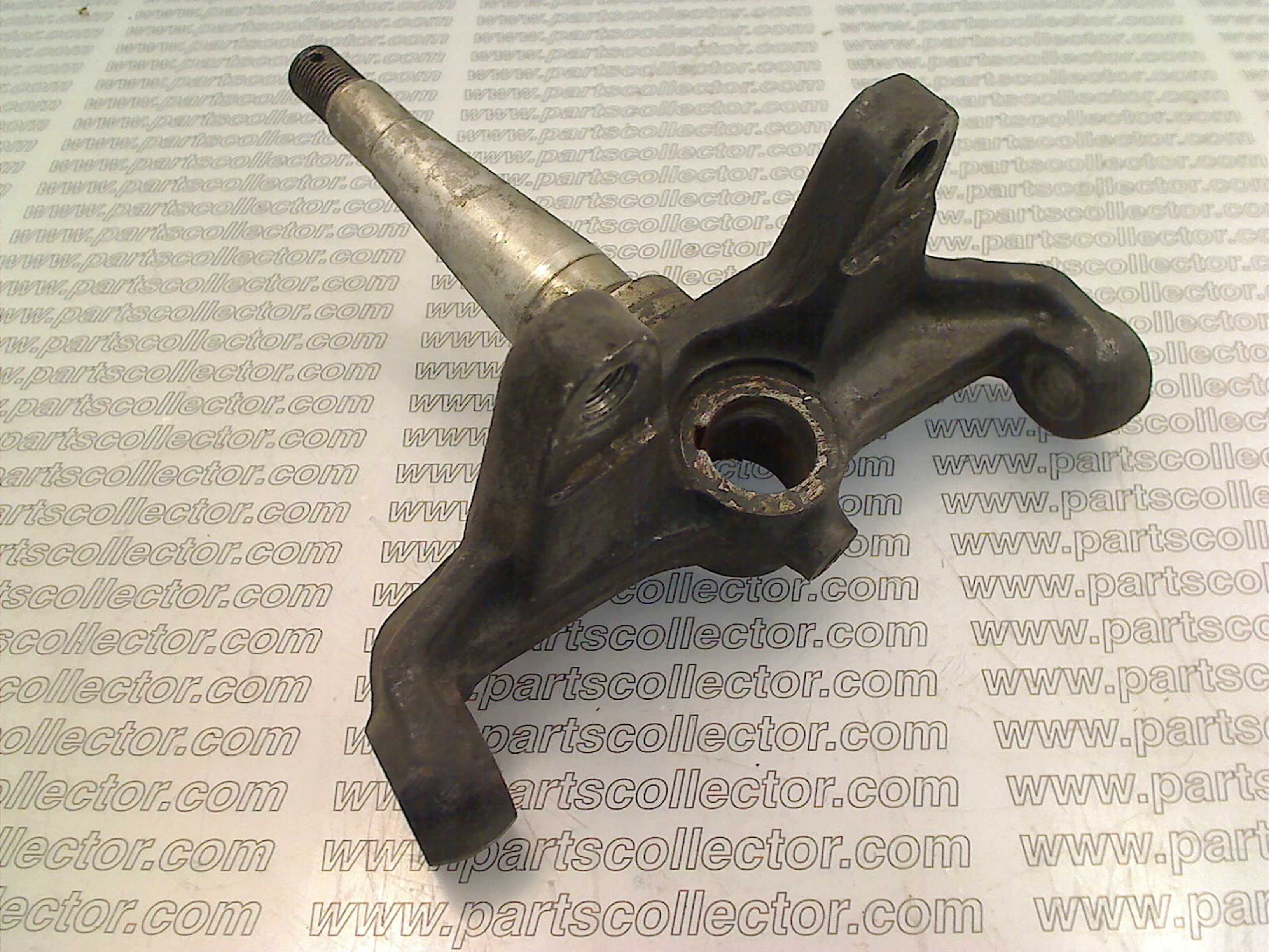 FERRARI 641188 Steering and Wheels code 17364 compatible with: FERRARI 365 GTC4  - additional view