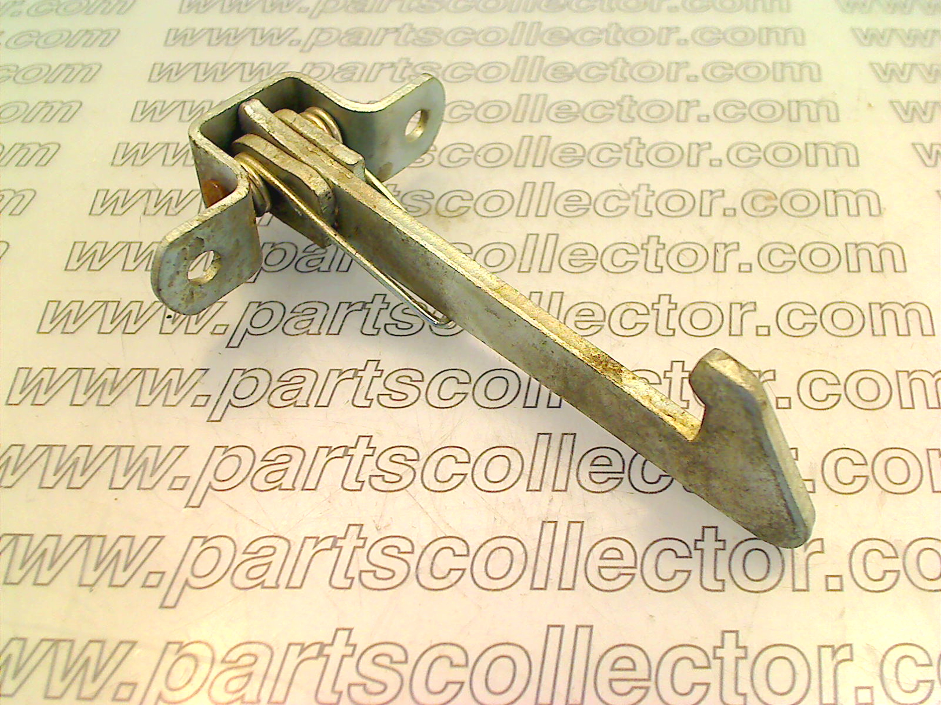 FERRARI 243-28-500-01  - 50097401 Car body code 17146 compatible with: FERRARI 330 GTC, FERRARI 365 GTC, FERRARI 365 GTC 2+2, FERRARI 365 GTC4 