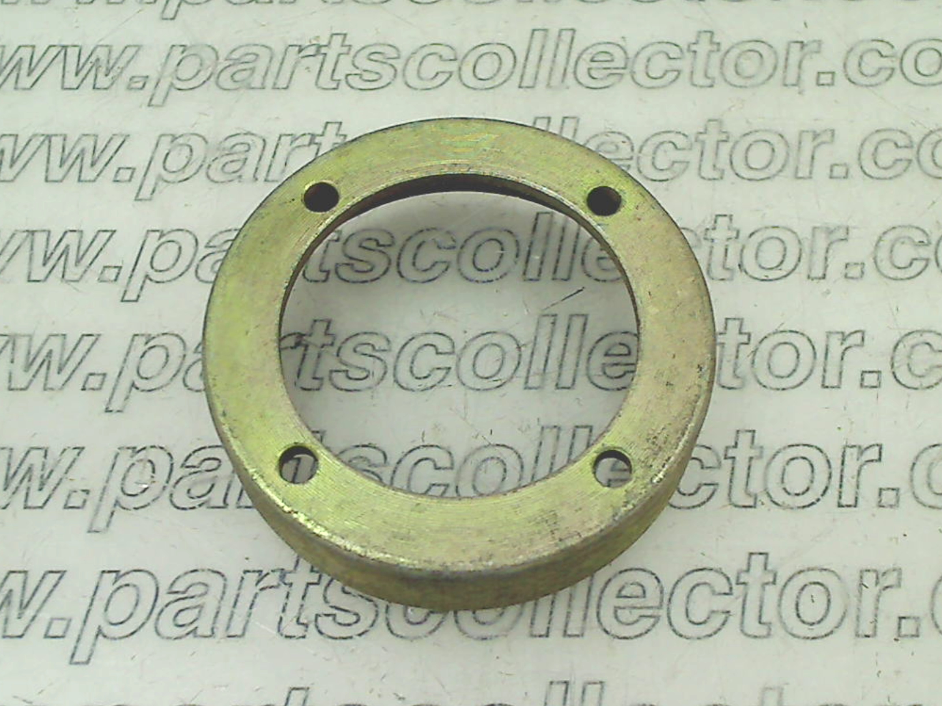 MASERATI 117 GC 75575 Steering and Wheels code 18464 compatible with: MASERATI BORA AM117, MASERATI MERAK AM122, MASERATI MERAK SS AM122A