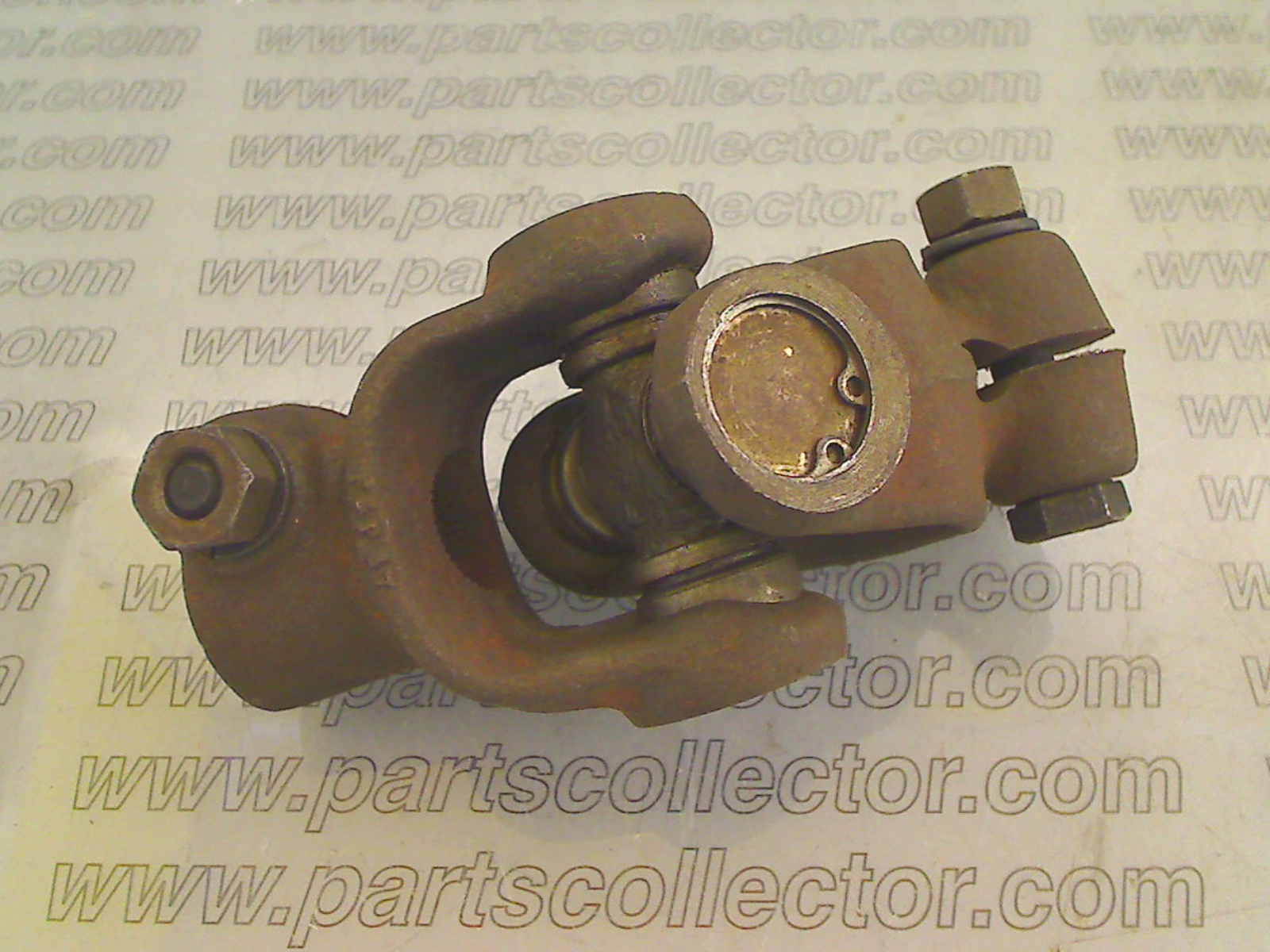 MASERATI 13652 47083 Steering and Wheels code 15943 compatible with: MASERATI GHIBLI AM115, MASERATI INDY AM116, MASERATI MISTRAL AM109, MASERATI QUATTROPORTE AM107