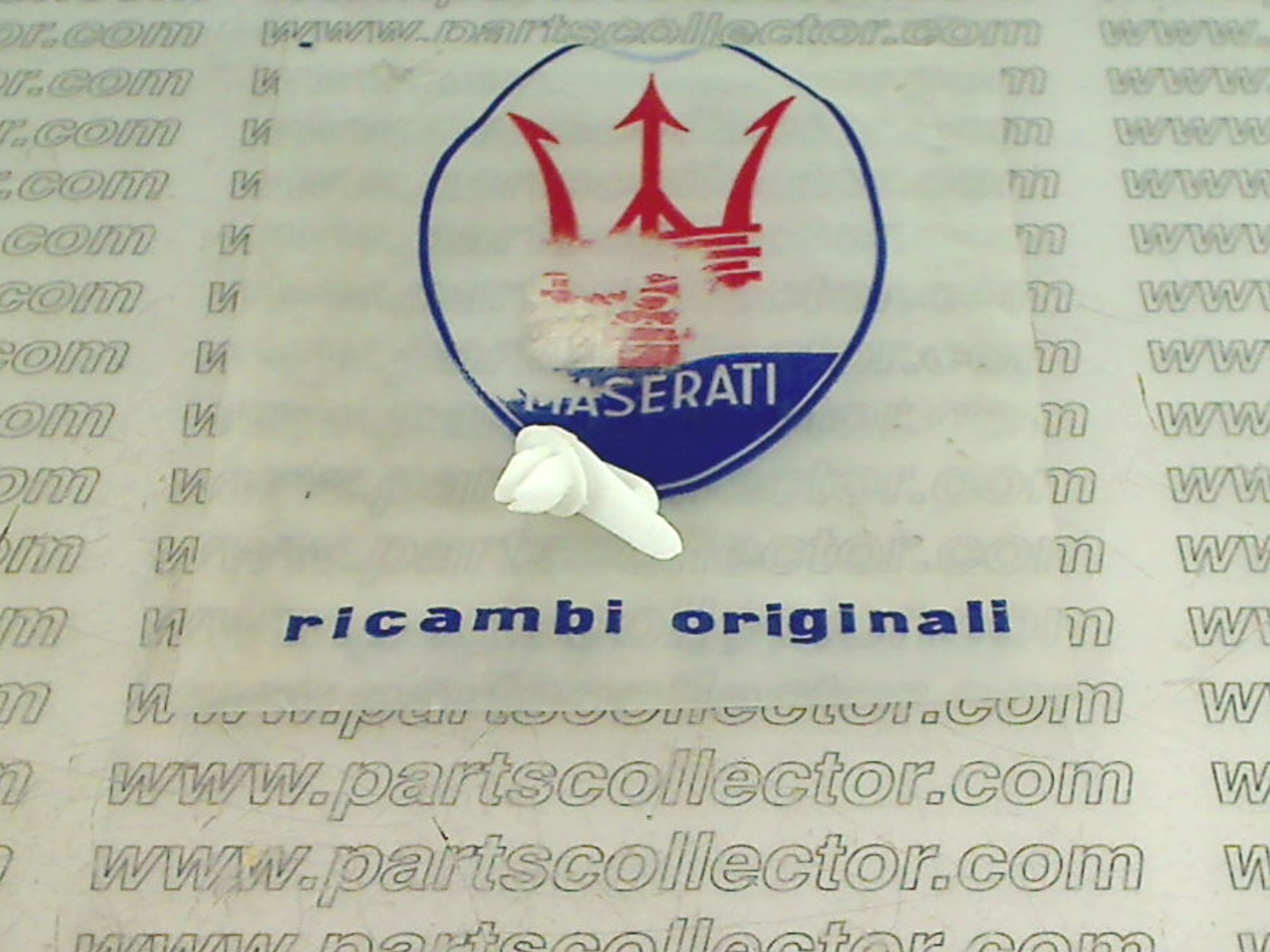 MASERATI GRF 75601 Car body code 19351 compatible with: MASERATI BORA AM117, MASERATI MERAK AM122, MASERATI MERAK SS AM122A - detail view