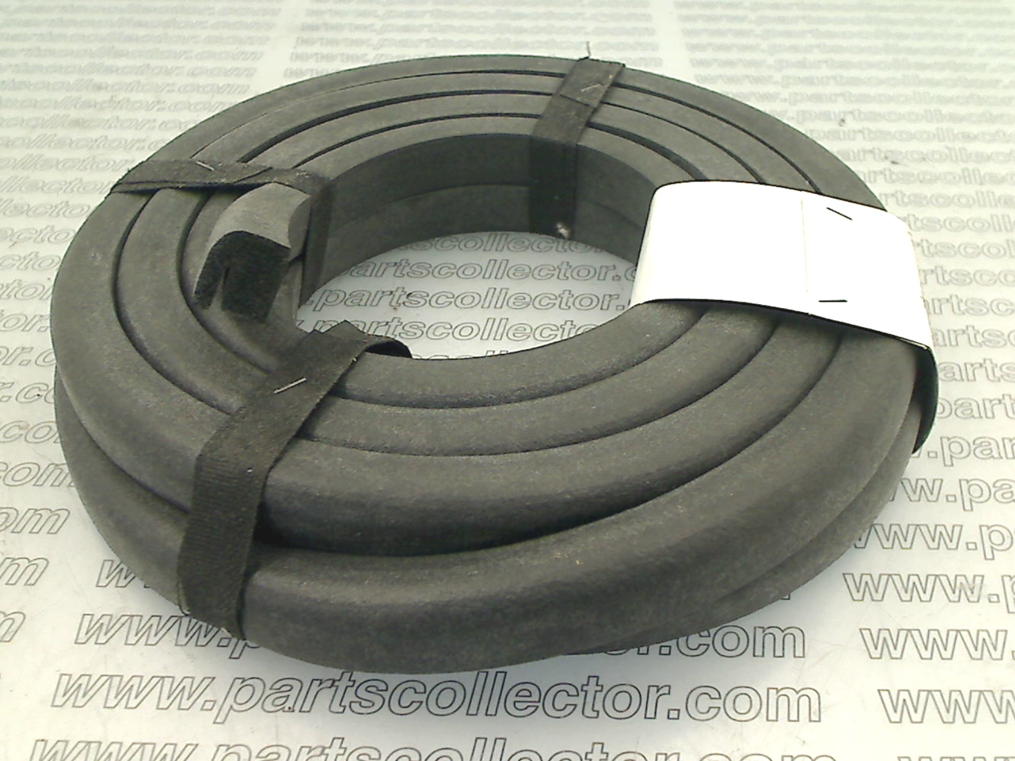 ALFA ROMEO  Car body code 17585 compatible with: ALFA ROMEO GIULIETTA SPIDER 750/101