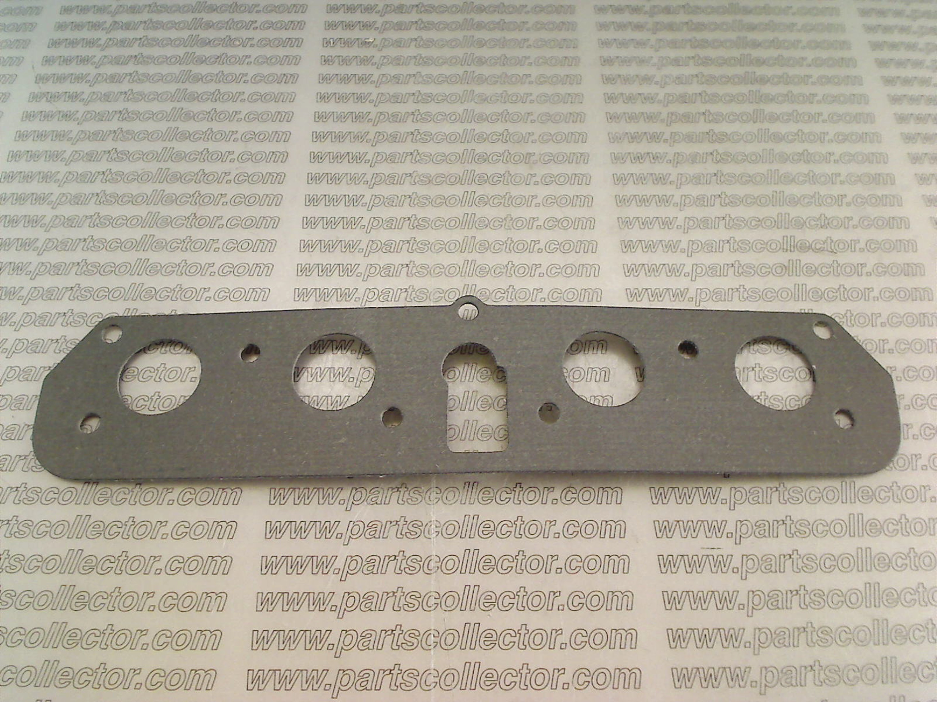 FERRARI 104031 - 147674 Fuel system - Exhaust code 14817 compatible with: FERRARI 308, FERRARI 308 GT4, FERRARI 308 GTB GTS, FERRARI MONDIAL