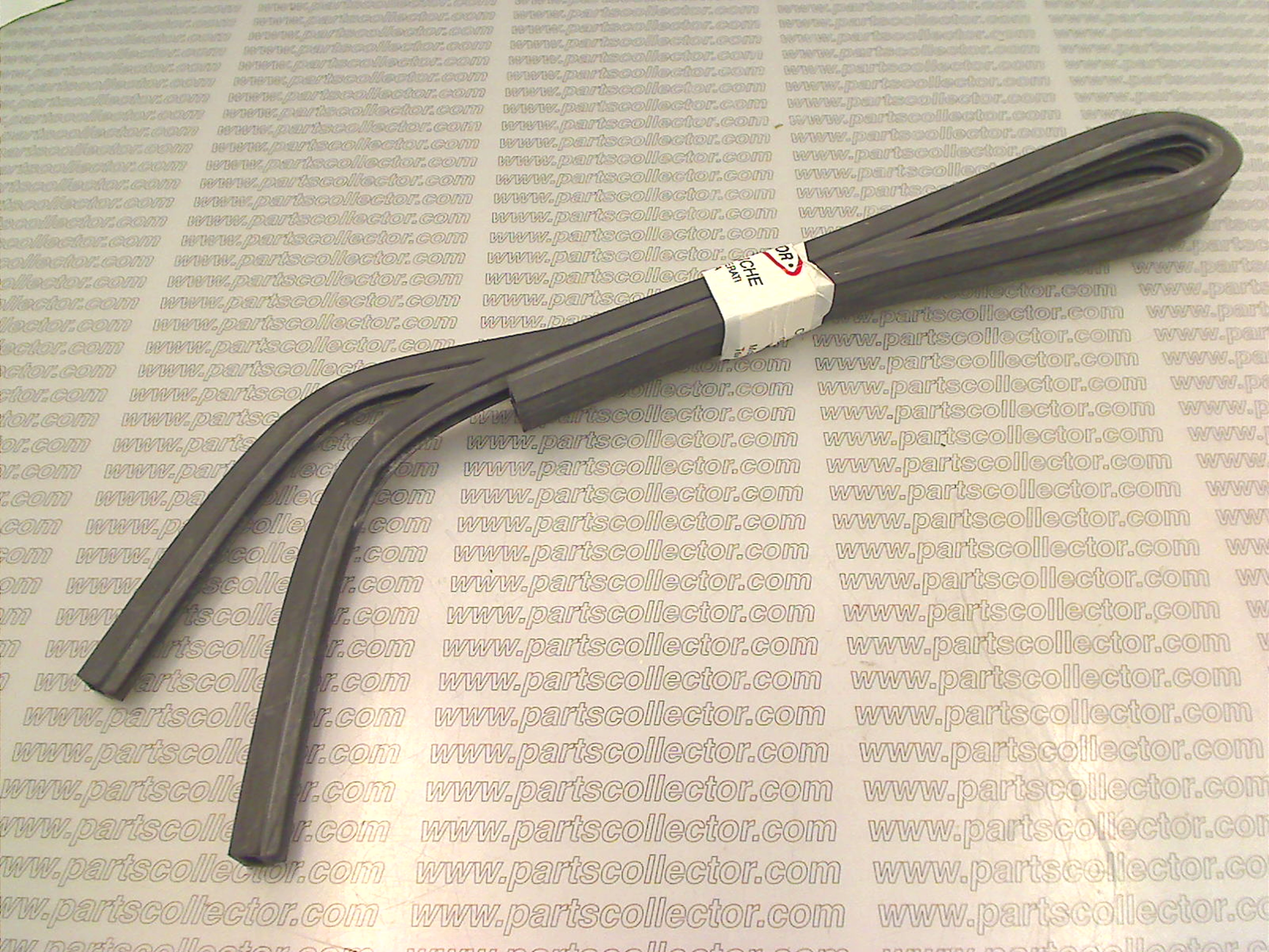 MASERATI  Car body code 8180 compatible with: MASERATI 3500 AM101, MASERATI 3500 AM101 TOURING