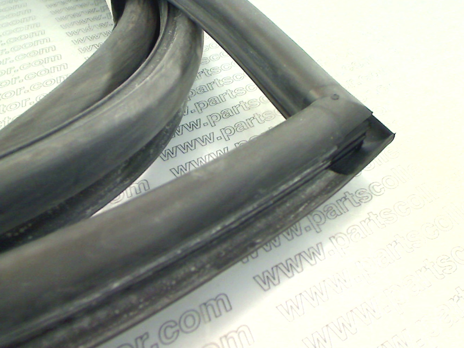 MASERATI 65017 Car body code 12257 compatible with: MASERATI GHIBLI AM115 - detail view
