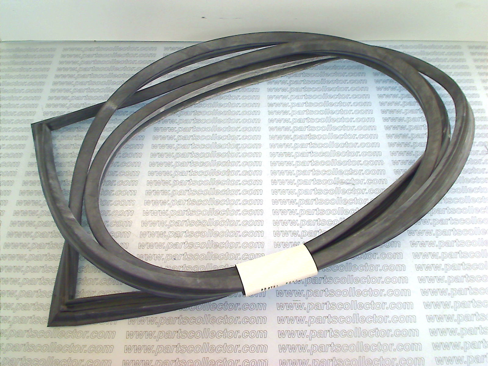 PARTSCOLLECTOR  Car body code 3561 compatible with: ALFA ROMEO MONTREAL
