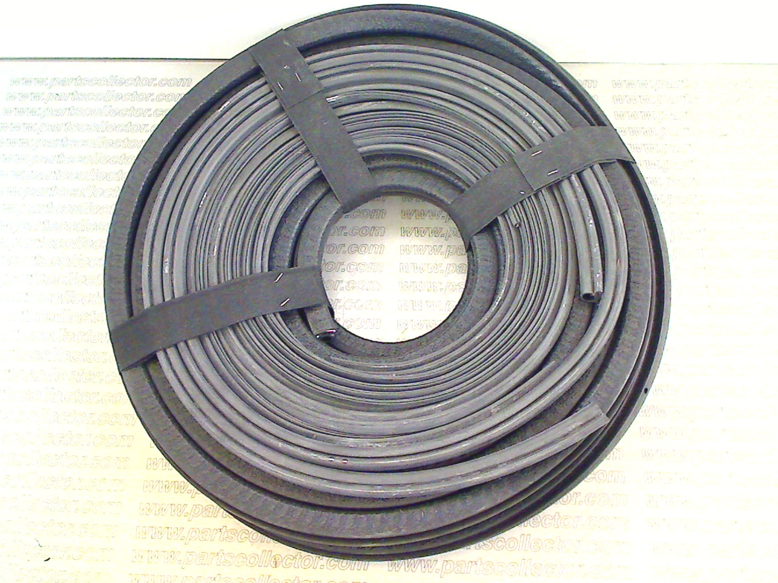 FIAT  Car body code 13048 compatible with: FIAT DINO 2400