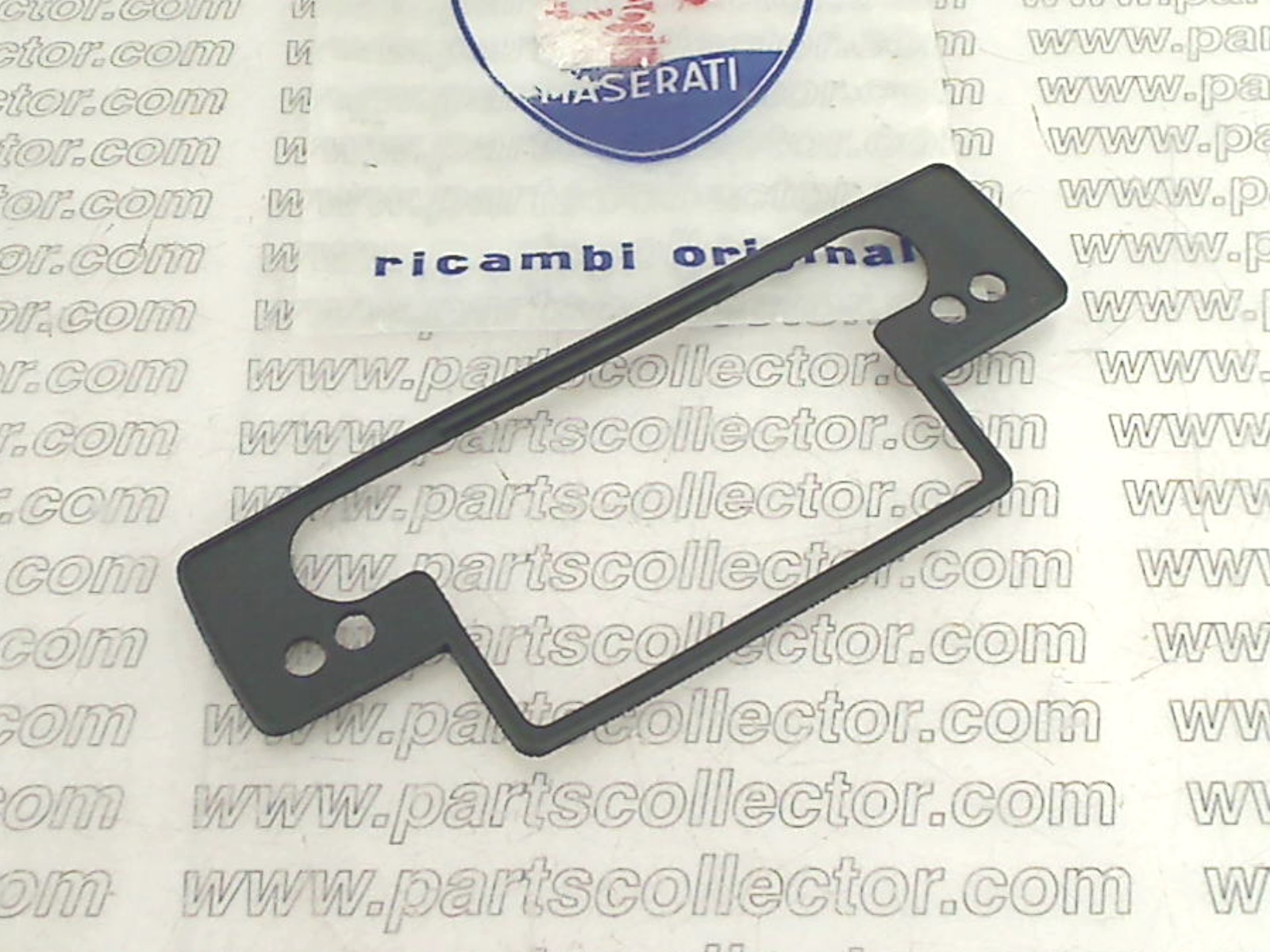 MASERATI 117 BO 75379 - 75380 Car body code 19367 compatible with: MASERATI BORA AM117, MASERATI MERAK AM122, MASERATI MERAK SS AM122A