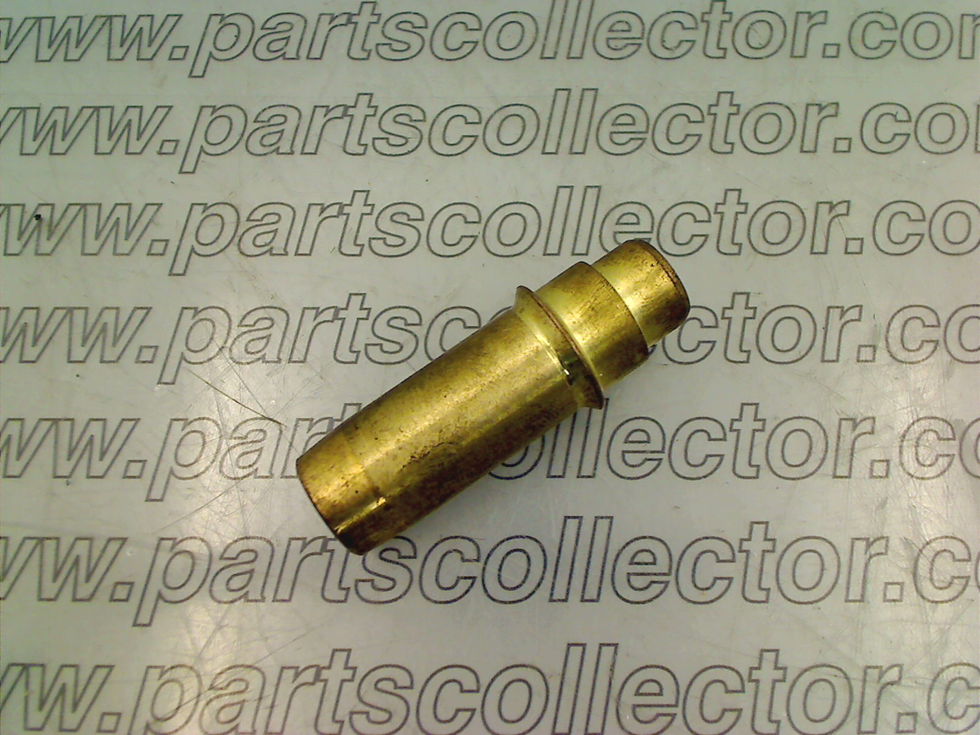 FERRARI 102857 Engine code 8224 compatible with: FERRARI 206 DINO, FERRARI 208, FERRARI 208 GT4, FERRARI 208 TURBO, FERRARI 246 DINO, FERRARI 308, FERRARI 308 4V, FERRARI 308 GT4, FERRARI 308 GTB GTS, FERRARI 512BB, FERRARI 512BBi, FERRARI MONDIAL, FIAT DINO 2400