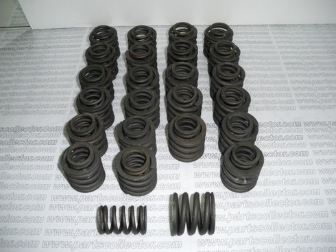 FERRARI  Engine code 800 compatible with: FERRARI 250, FERRARI 275 GTB 2, FERRARI 330, FERRARI 330 GT 2+2, FERRARI 330 GTC, FERRARI 365 GT 2+2, FERRARI 365 GTC