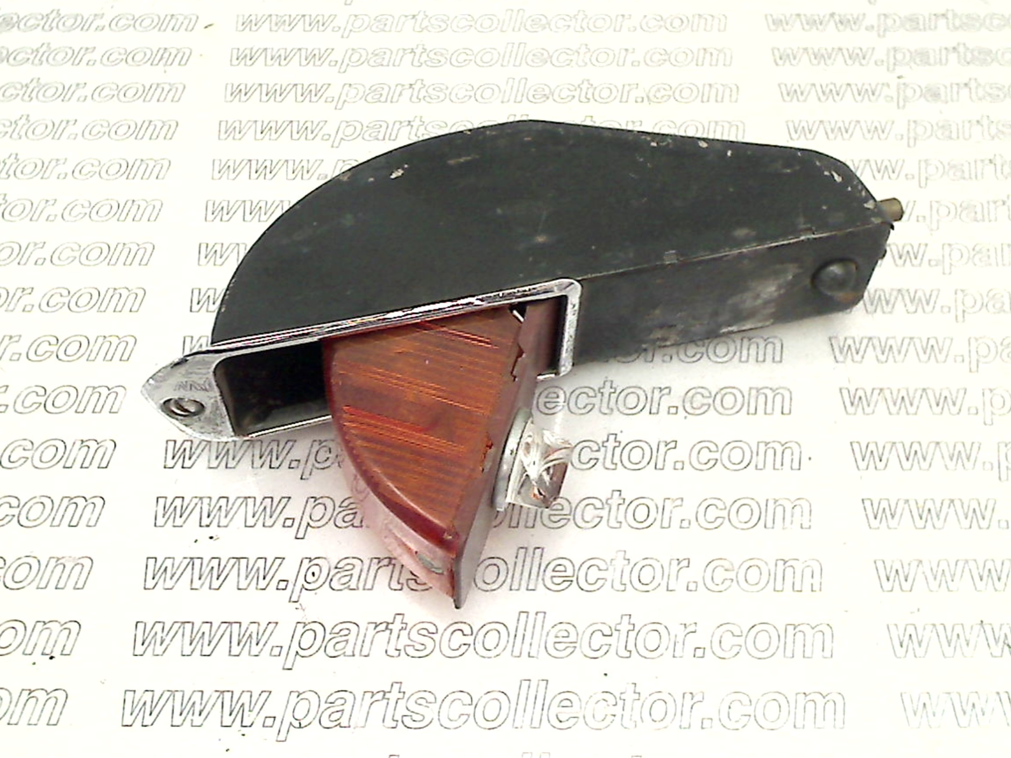 MARCHAL REF 330  B52  G 12V  CLIPSAL Lighting system code 18116 - additional view