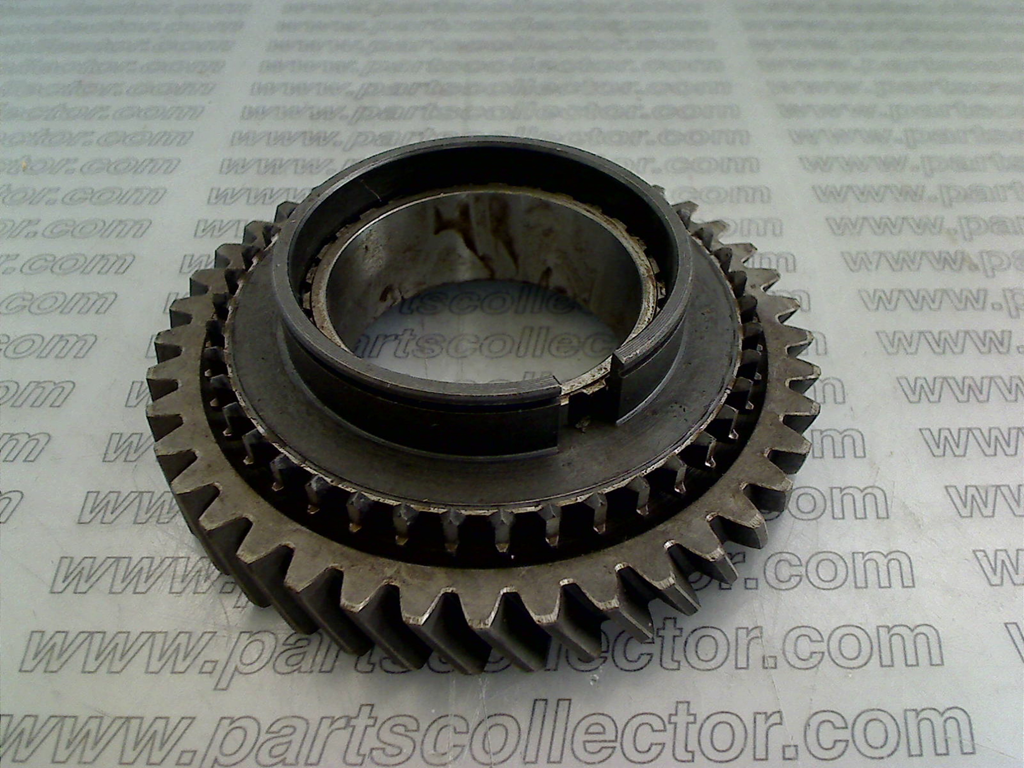 LAMBORGHINI 002411069 Transmission code 14995 compatible with: LAMBORGHINI JALPA, LAMBORGHINI URRACO P300