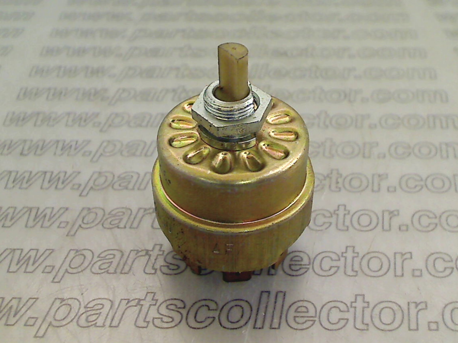 FERRARI 101990 - 105913 - 320395 Electrical system code 14047 compatible with: FERRARI 208, FERRARI 208 TURBO, FERRARI 246 DINO, FERRARI 288 GTO, FERRARI 308, FERRARI 308 4V, FERRARI 308 GT4, FERRARI 308 GTB GTS, FERRARI 365 GT4 2+2, FERRARI 365 GT4 BB, FERRARI 365 GTC4 , FERRARI 400, FERRARI 512BB, FERRARI 512BBi, FERRARI TESTAROSSA