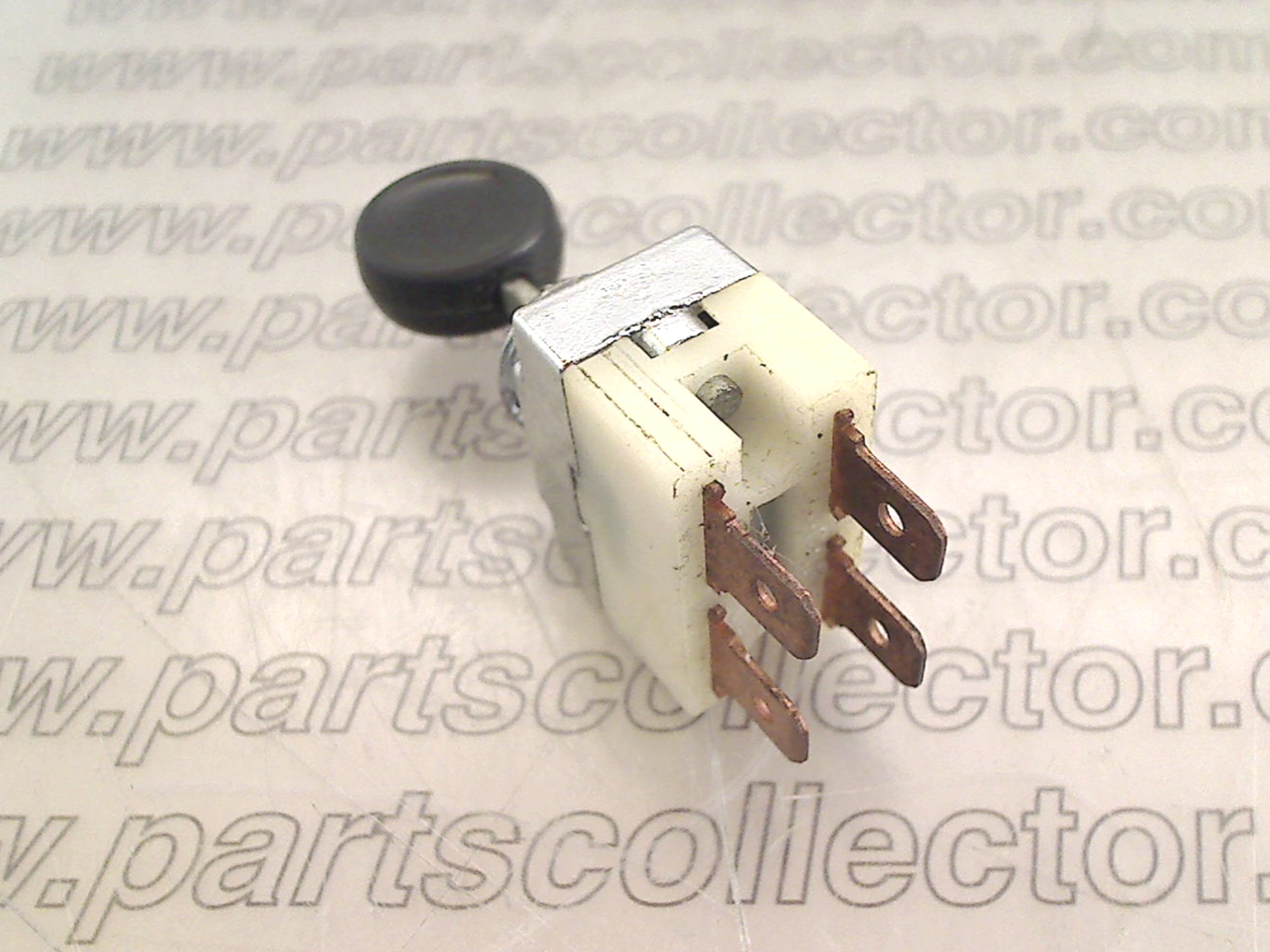FERRARI  Electrical system code 4796 compatible with: FERRARI 308 - additional view