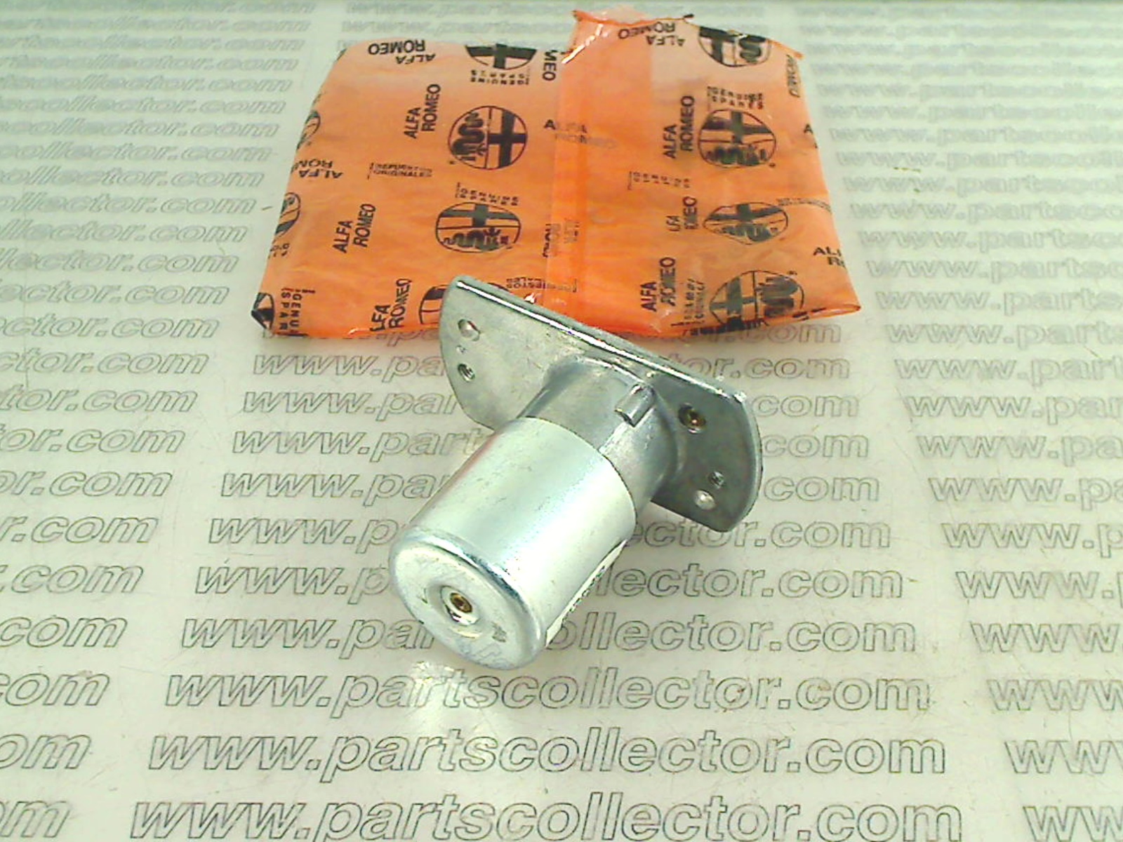 ALFA ROMEO  Electrical system code 19432 compatible with: ALFA ROMEO 1900, ALFA ROMEO GIULIETTA 750/101, ALFA ROMEO GIULIETTA SPIDER 750/101, ALFA ROMEO GIULIETTA SPRINT 750/101, ALFA ROMEO GIULIETTA SPRINT VELOCE 750/101, ALFA ROMEO GIULIETTA SS 101, ALFA ROMEO GIULIETTA TI 101