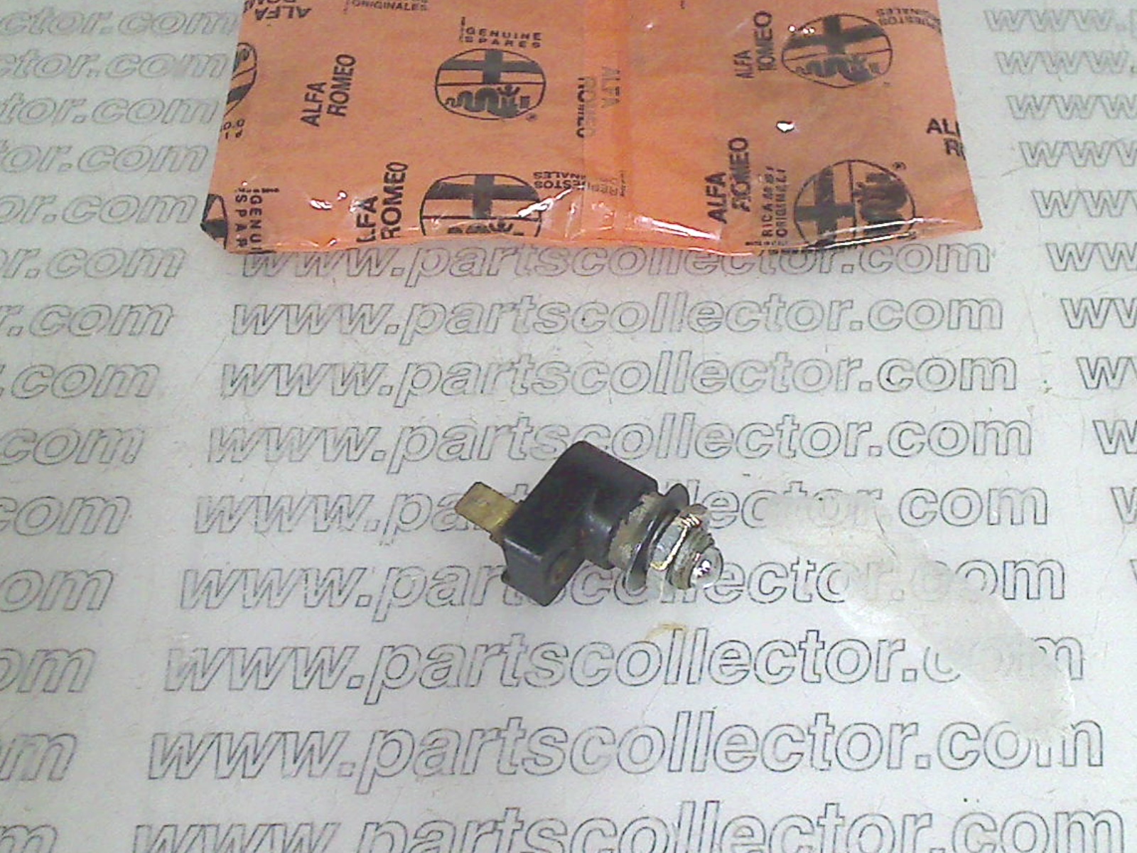 ALFA ROMEO  Electrical system code 19327 compatible with: ALFA ROMEO 1900, ALFA ROMEO 2000 SPIDER - SPRINT 102.04/05, ALFA ROMEO 2600 BN - SPIDER - SPRINT 106.00/01/02, ALFA ROMEO GIULIA SPRINT-SPIDER, ALFA ROMEO GIULIETTA SPIDER 750/101