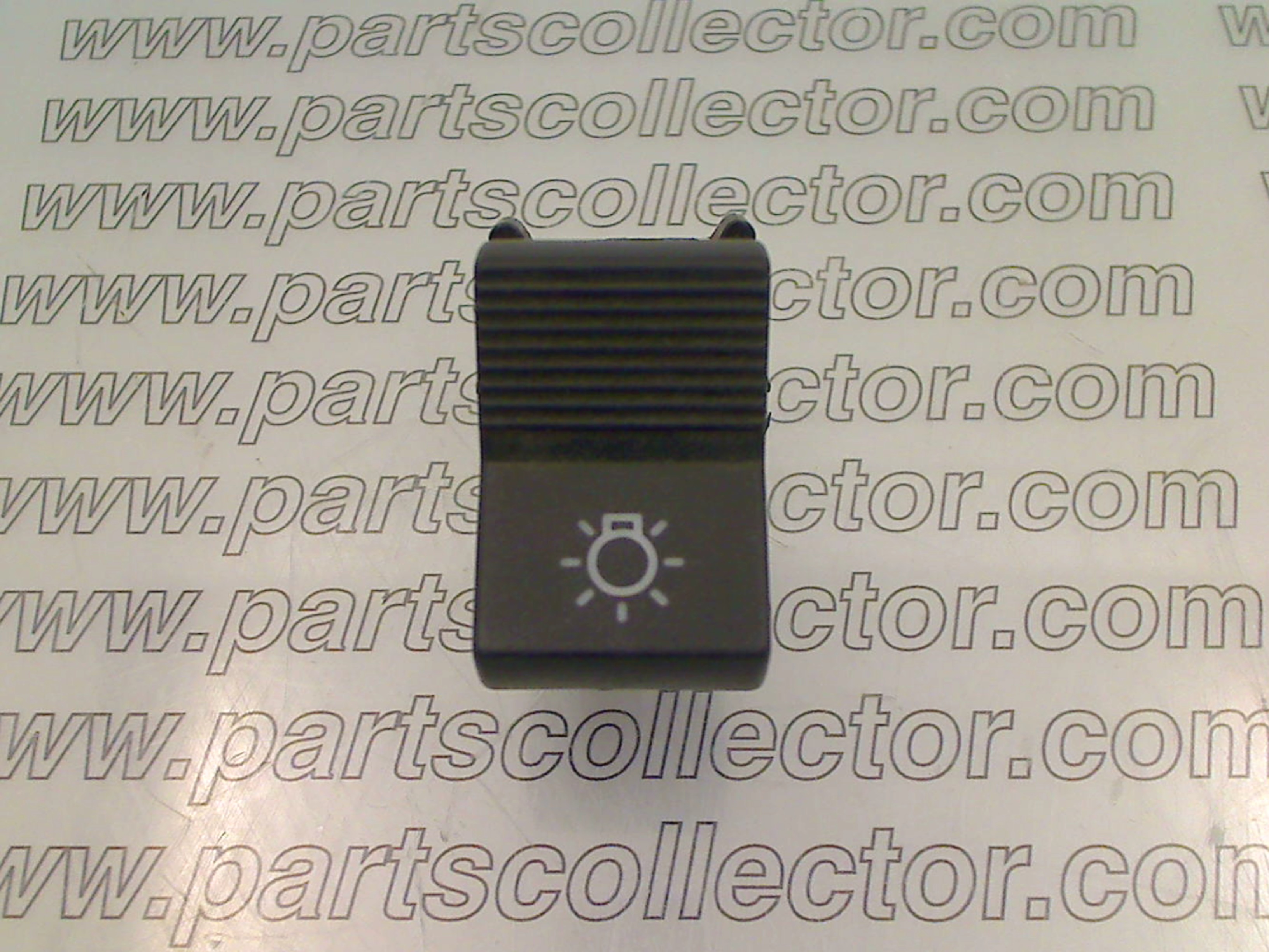 FIAT 4396582 Electrical system code 4833 compatible with: FIAT 126