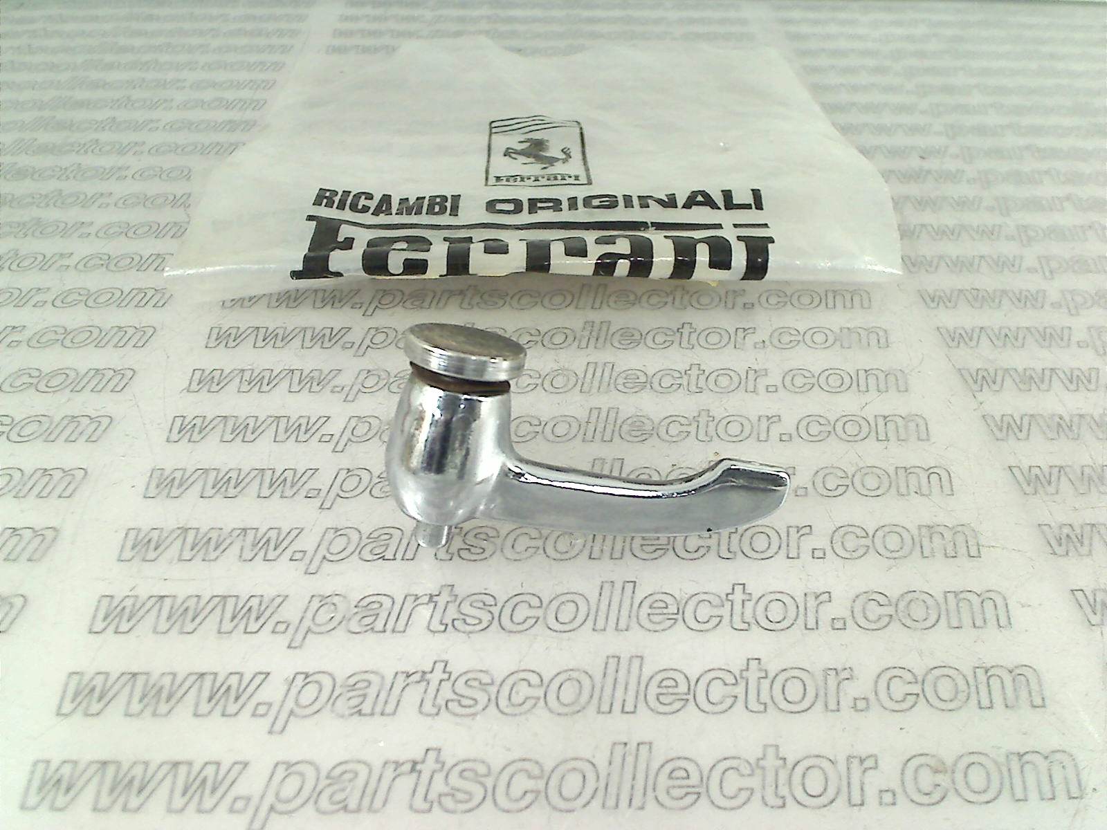 FERRARI 20096806 Car body code 19057 compatible with: FERRARI 246 DINO, FERRARI 365 GTB4 DAYTONA - detail view