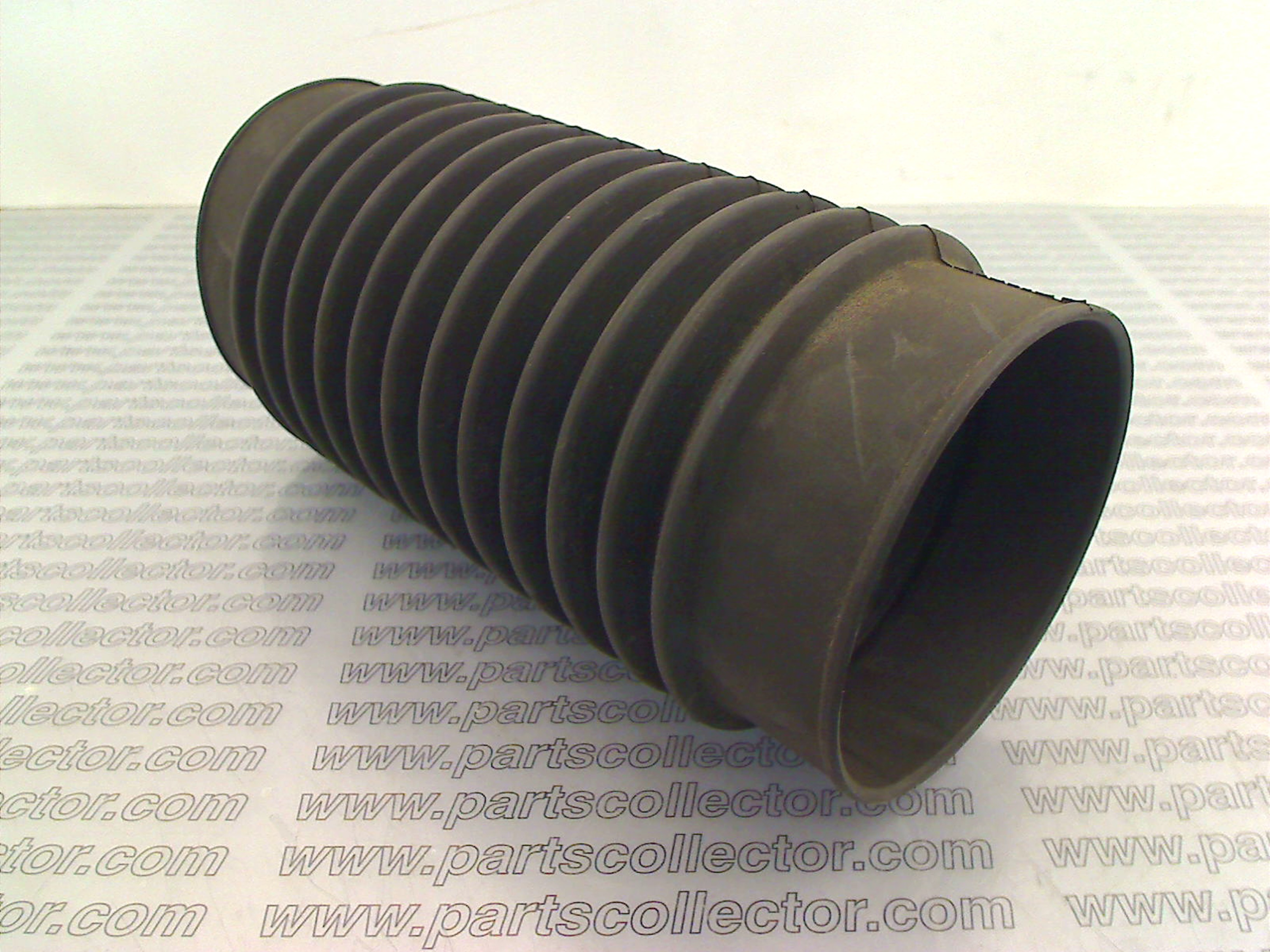 FERRARI 107533 - 60151206 - 9181108 - 110943 Fuel system - Exhaust code 5205 compatible with: FERRARI 208, FERRARI 208 GT4, FERRARI 208 TURBO, FERRARI 246 DINO, FERRARI 308 4V, FERRARI 308 GT4, FERRARI 308 GTB GTS, FERRARI 328