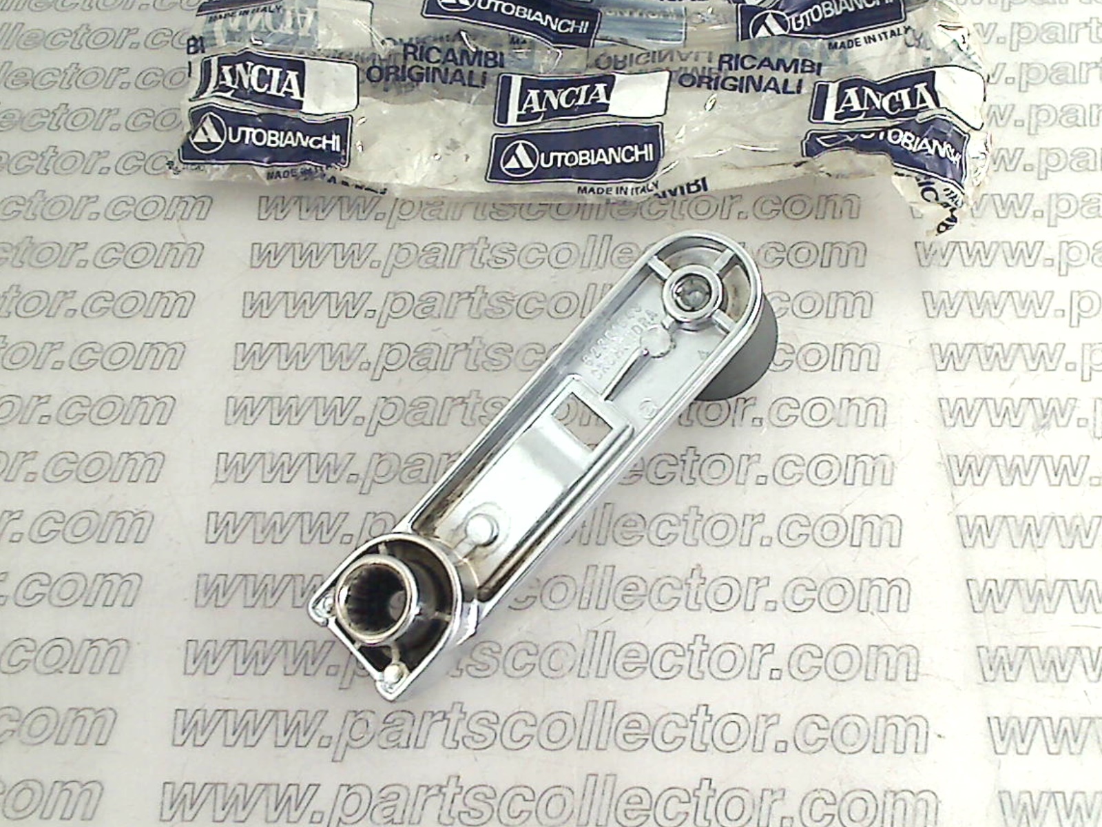 LANCIA 82359241  82301643 Car body code 19213 compatible with: LANCIA BETA, LANCIA BETA HPE - detail view