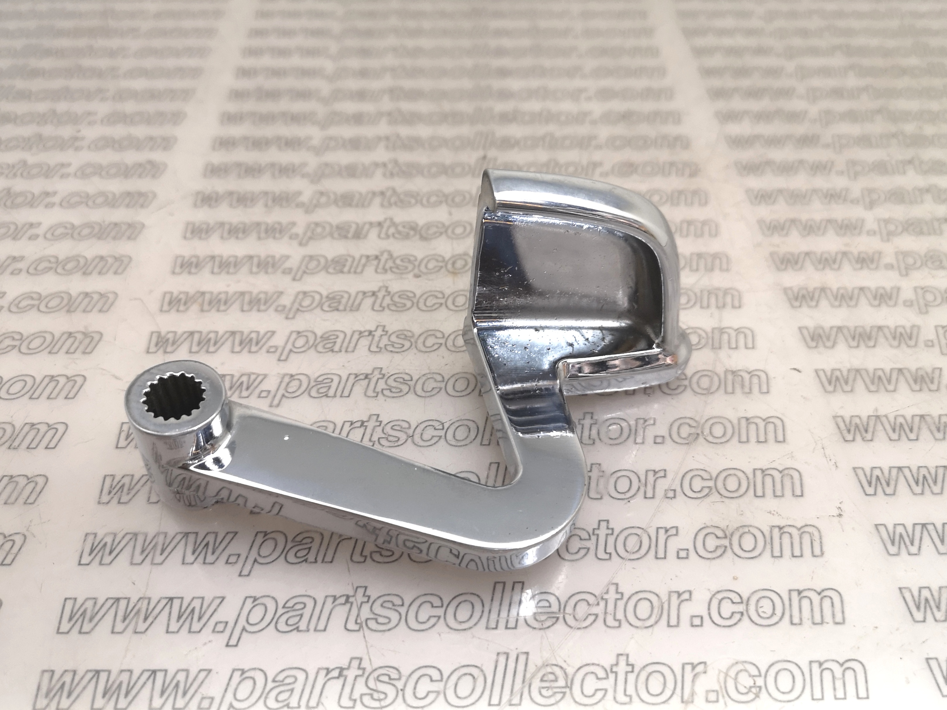 FERRARI 241-30-811-00   	2413081100 Car body code 18595 compatible with: FERRARI 250 GTE