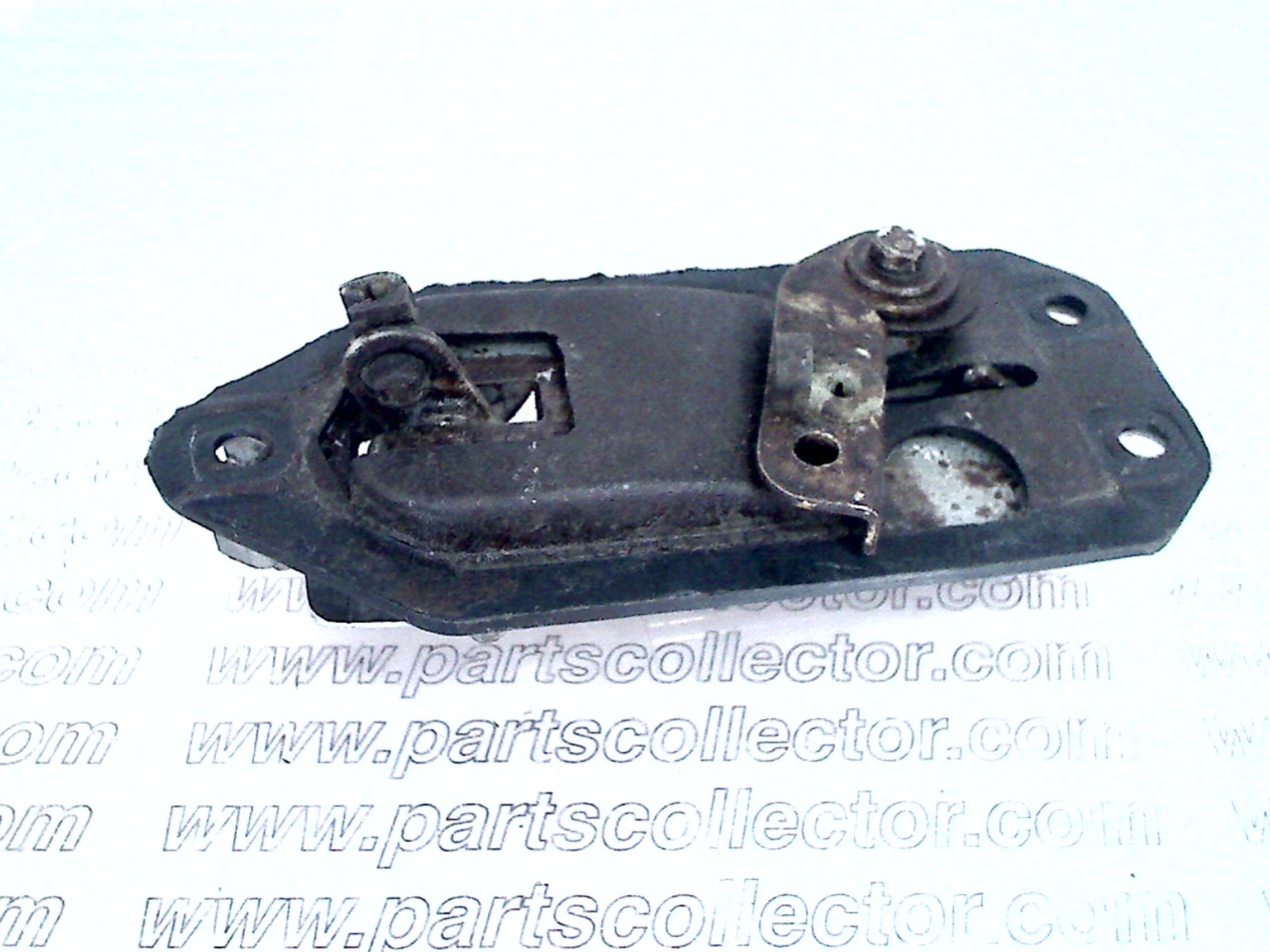 FERRARI 257-30-811-02    2573081102    95408514 Body code 18052 compatible with: FERRARI 400, FERRARI 400 SA, FERRARI 412 - detail view