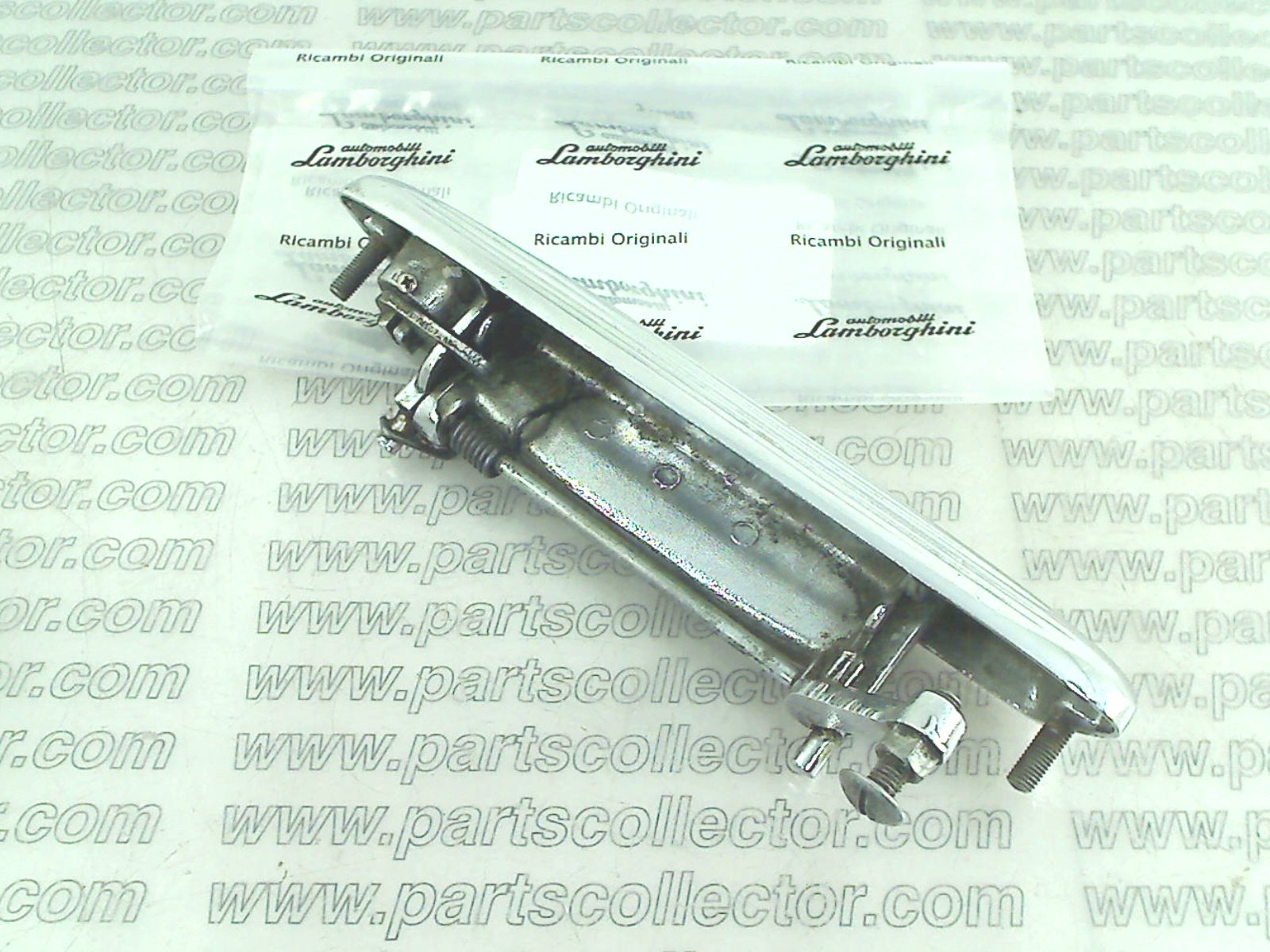 LAMBORGHINI  Car body code 18992 compatible with: LAMBORGHINI 350GT, LAMBORGHINI 400GT, LAMBORGHINI JARAMA - detail view