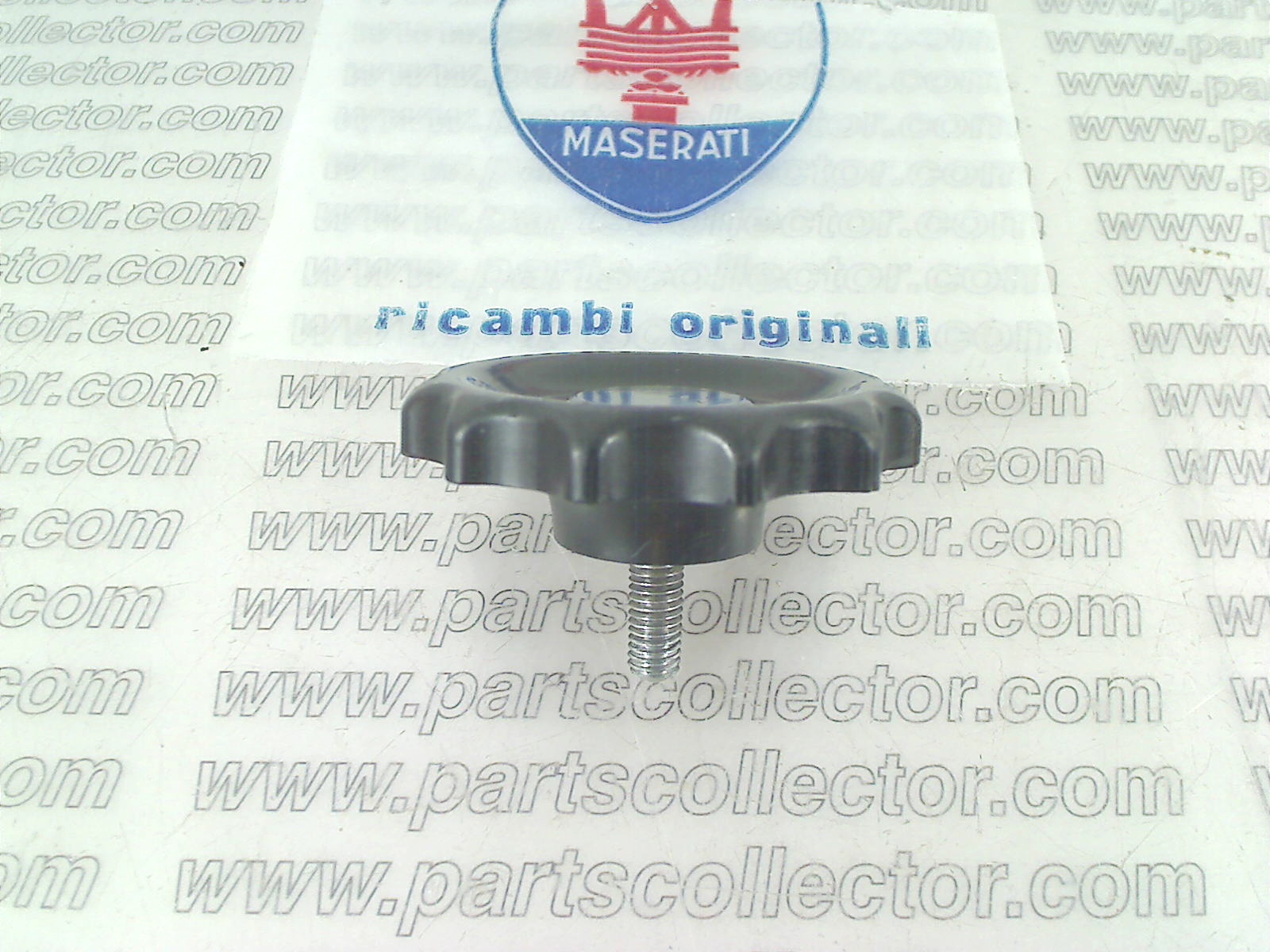 MASERATI 107 GS 57210 Steering and Wheels code 19549 compatible with: MASERATI GHIBLI AM115, MASERATI QUATTROPORTE AM107 - detail view