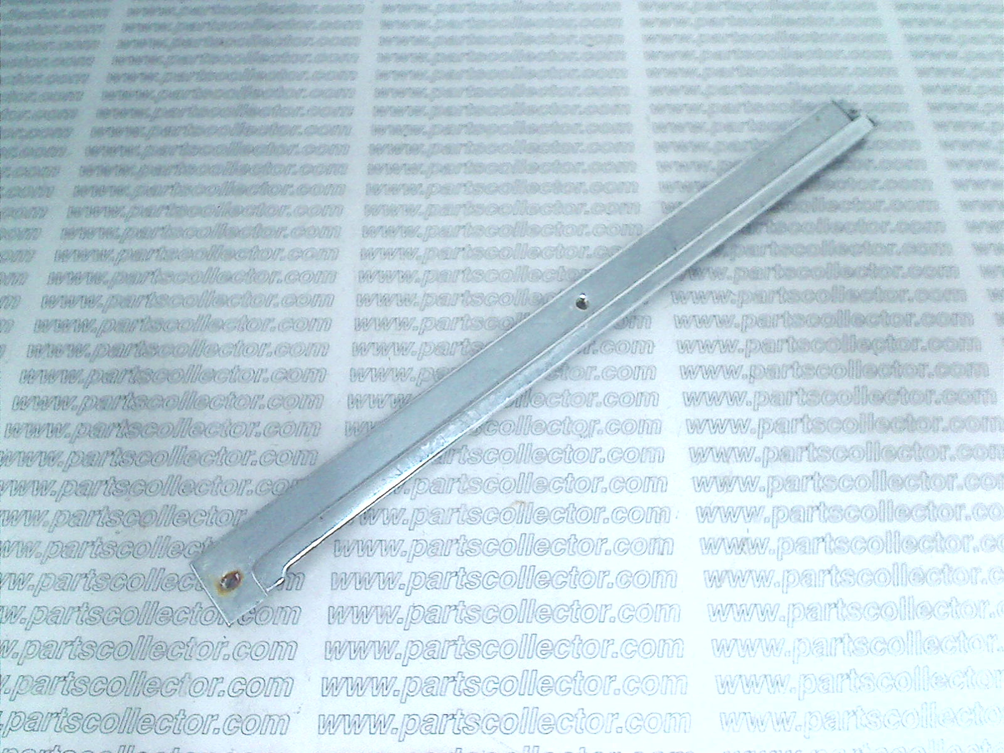 MASERATI 107 BO 58536 Car body code 18585 compatible with: MASERATI QUATTROPORTE AM107
