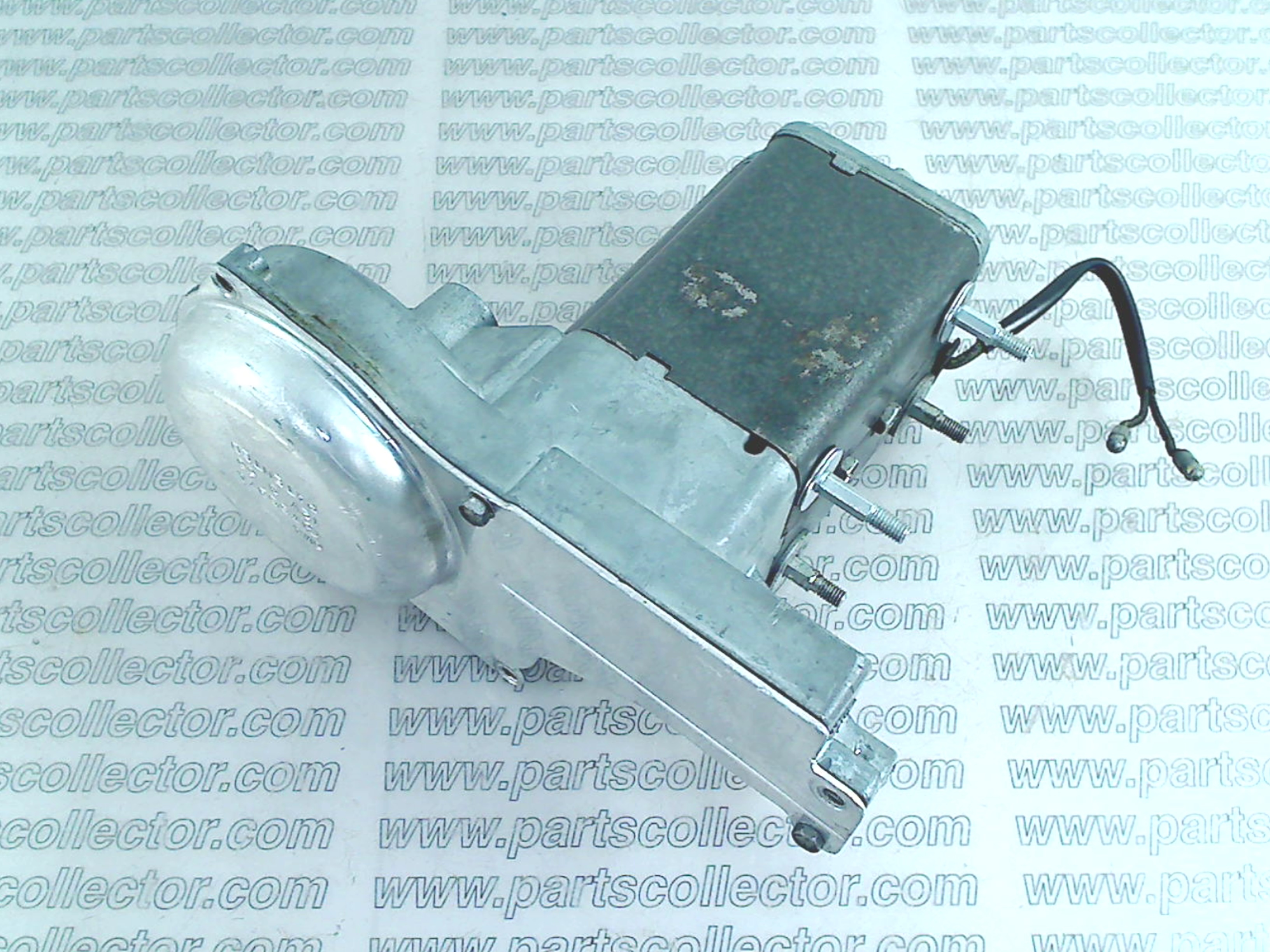 LUCAS 6WA Electrical system code 16037 compatible with: FERRARI 275 GTB 2, FERRARI 275 GTB 4, FERRARI 275 GTS, FERRARI 330 GT, FERRARI 330 GT 2+2, LUCAS LUCAS - detail view