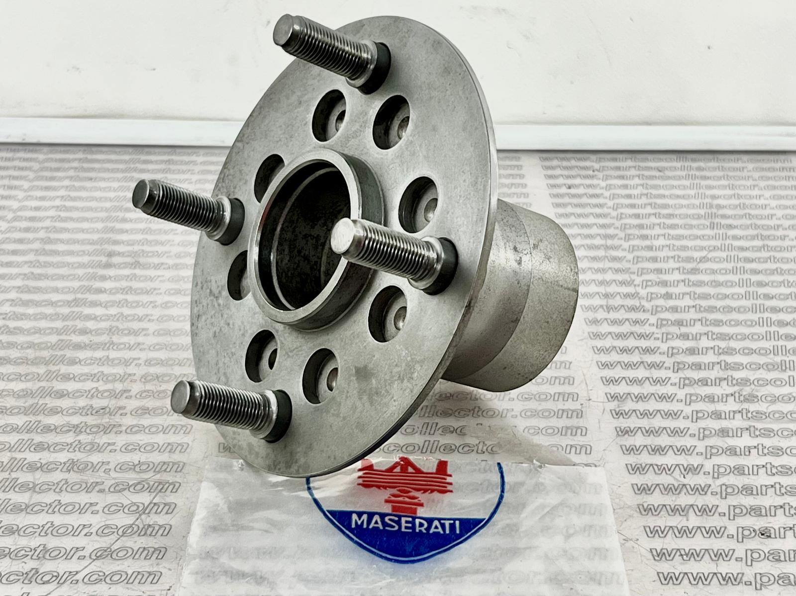 MASERATI 117 SA 72335   75777   76369 Steering and Wheels code 19389 compatible with: MASERATI BORA AM117, MASERATI MERAK AM122, MASERATI MERAK SS AM122A