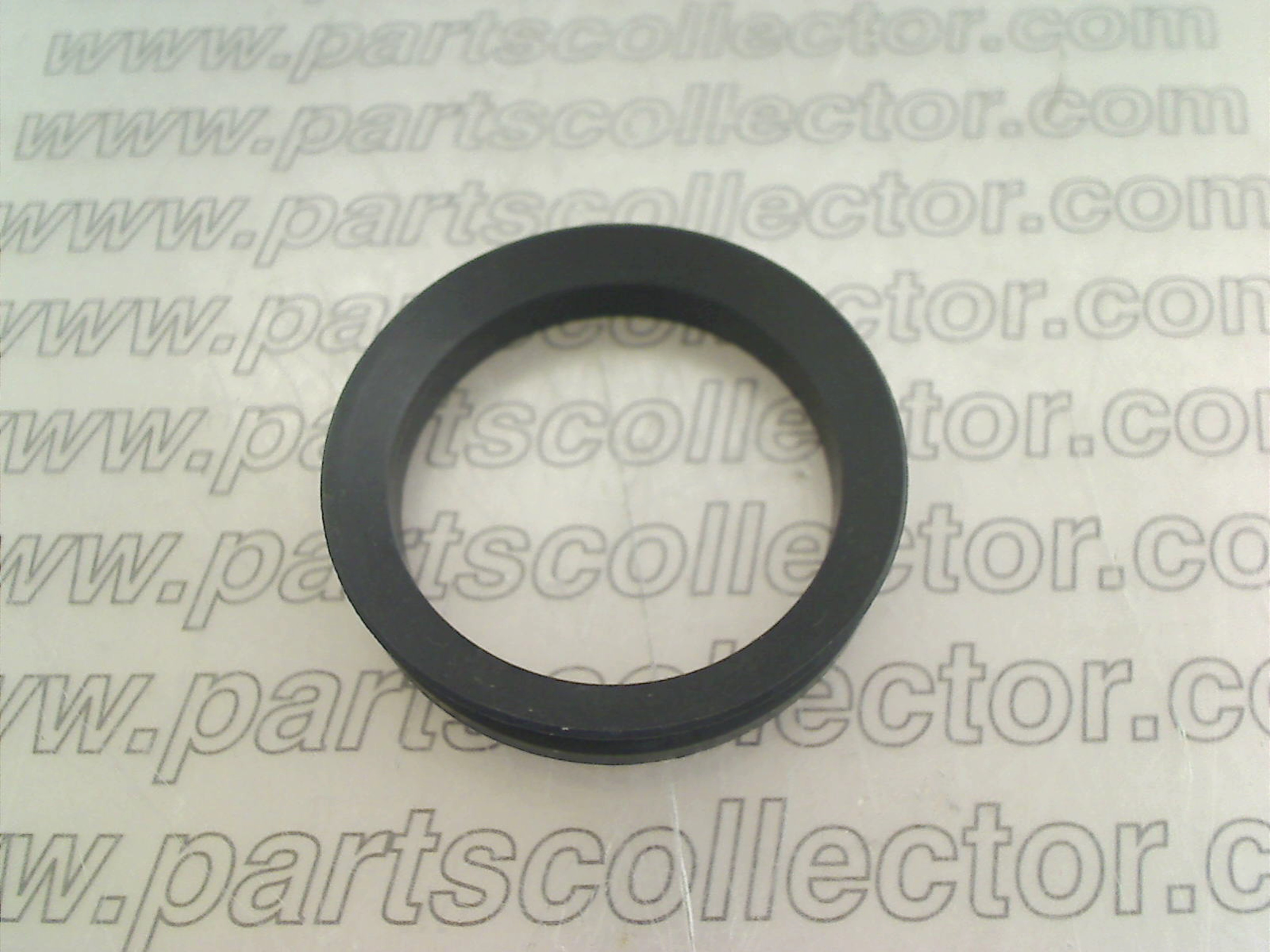 FERRARI 108048 Steering and Wheels code 7233 compatible with: FERRARI 208, FERRARI 208 TURBO, FERRARI 308, FERRARI 308 GT4, FERRARI 308 GTB GTS, FERRARI 400, FERRARI MONDIAL