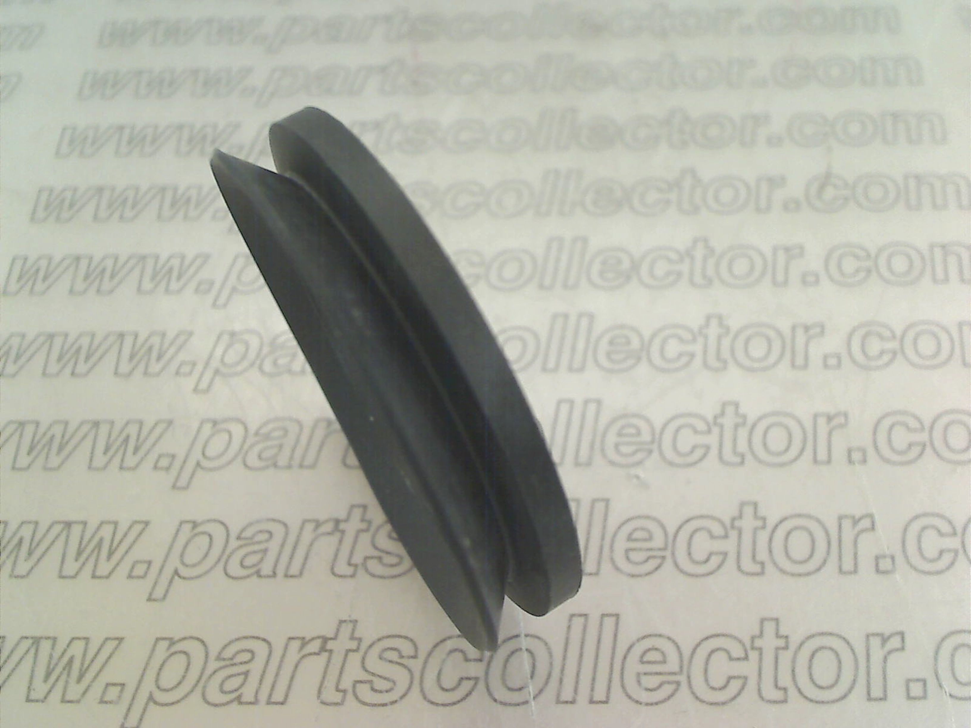 FERRARI 108048 Steering and Wheels code 7233 compatible with: FERRARI 208, FERRARI 208 TURBO, FERRARI 308, FERRARI 308 GT4, FERRARI 308 GTB GTS, FERRARI 400, FERRARI MONDIAL - additional view