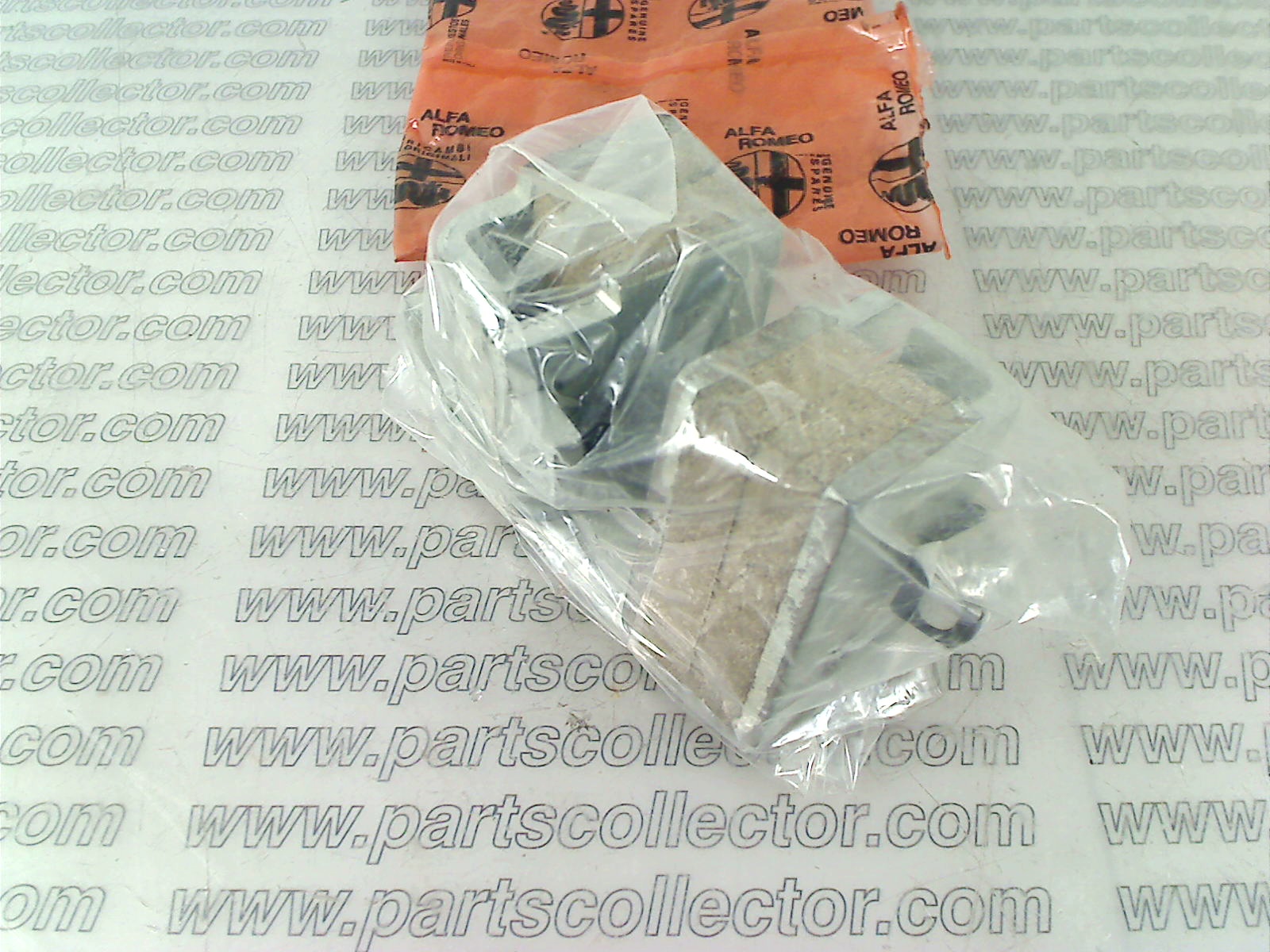 ALFA ROMEO  Brake system code 19340 compatible with: ALFA ROMEO 1300-1600-1750-2000 GT /BERTONE, ALFA ROMEO DUETTO SPIDER 105, ALFA ROMEO GIULIA 105, ALFA ROMEO GIULIA 1300  105, ALFA ROMEO GIULIA 1600 105, ALFA ROMEO GIULIA SUPER  105 - additional view