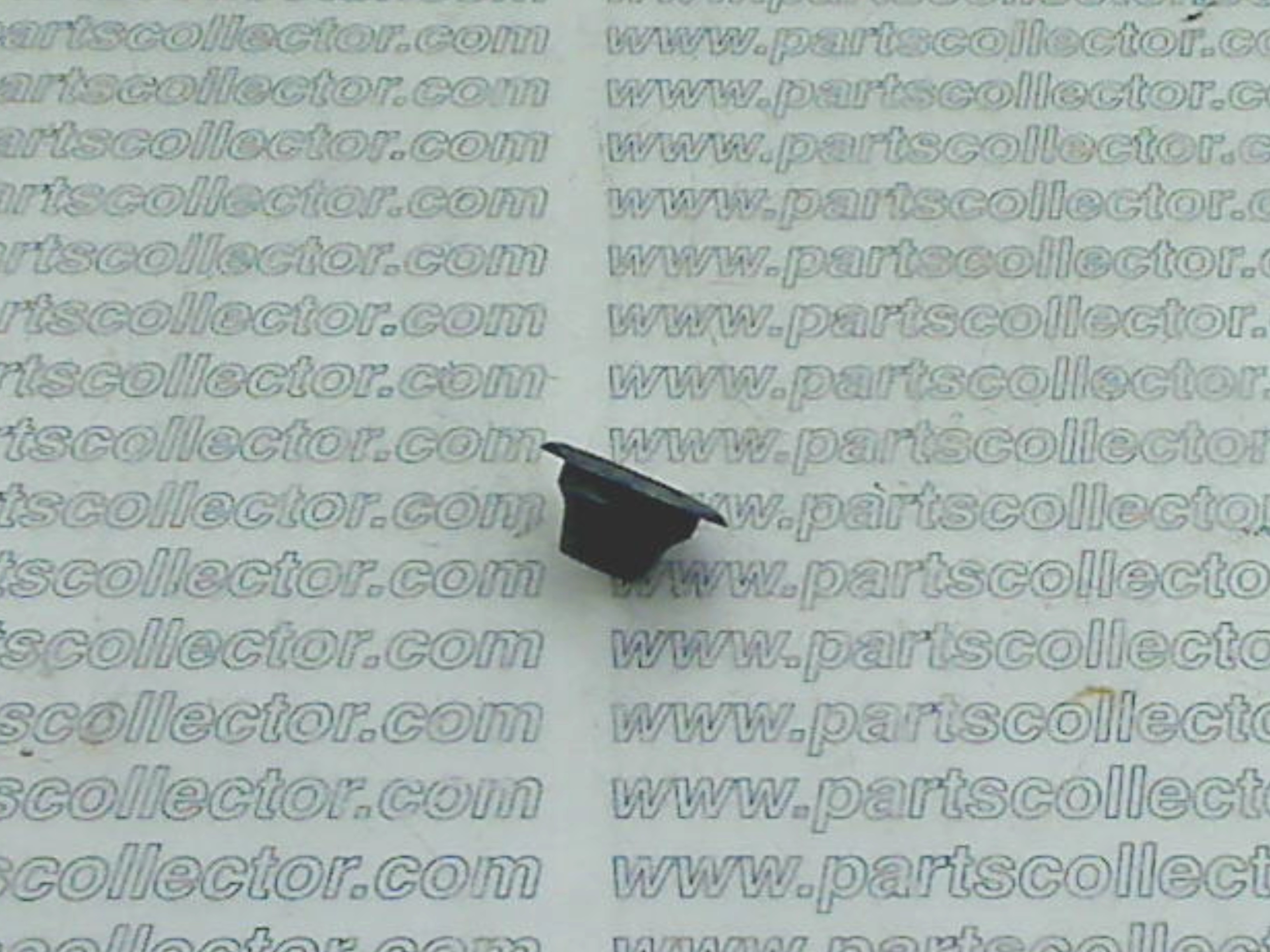 MASERATI 403032100     403-03-21-00 Engine code 18397 compatible with: MASERATI KYALAMI AM129, MASERATI QUATTROPORTE III AM330