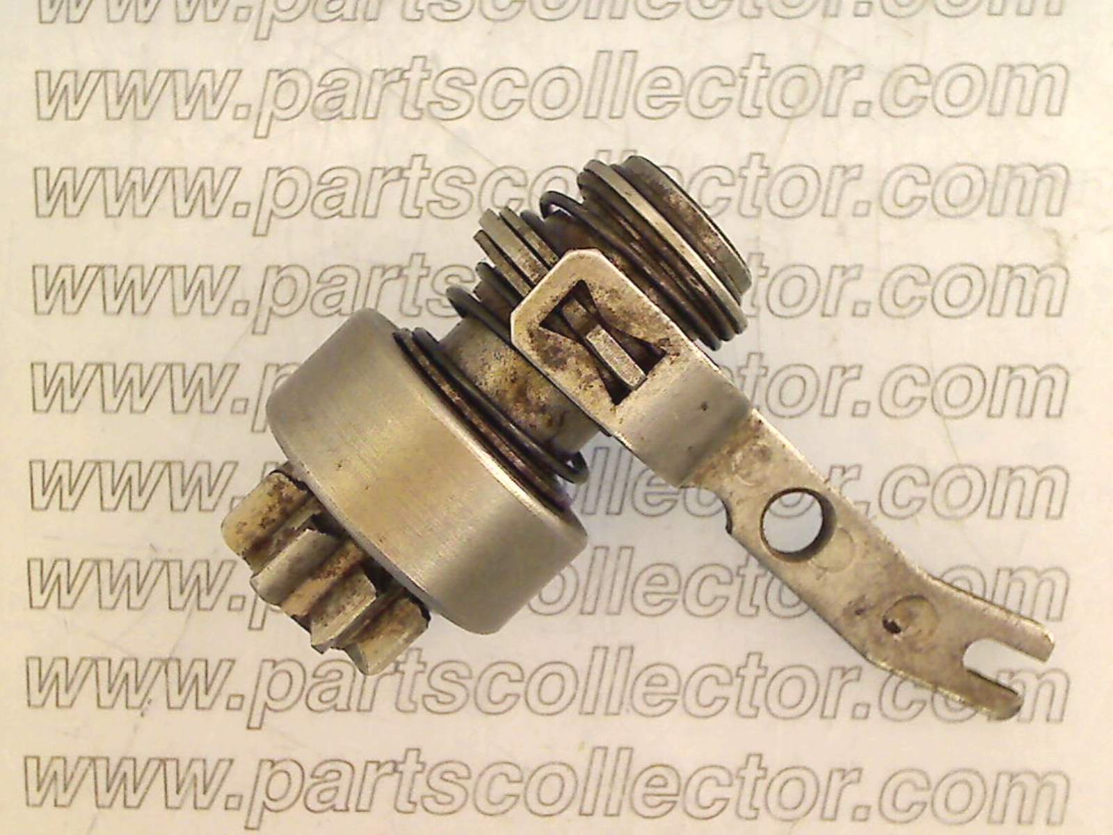 MAGNETI MARELLI MT 40 B 12V 8D Electrical system code 12253 compatible with: ALFA ROMEO GIULIETTA 750/101, ALFA ROMEO GIULIETTA SPIDER 750/101, ALFA ROMEO GIULIETTA SPRINT 750/101, ALFA ROMEO GIULIETTA SPRINT VELOCE 750/101, ALFA ROMEO GIULIETTA SS 101, ALFA ROMEO GIULIETTA TI 101, LANCIA APPIA III SERIE, MAGNETI MARELLI MAGNETI MARELLI, MORETTI MORETTI