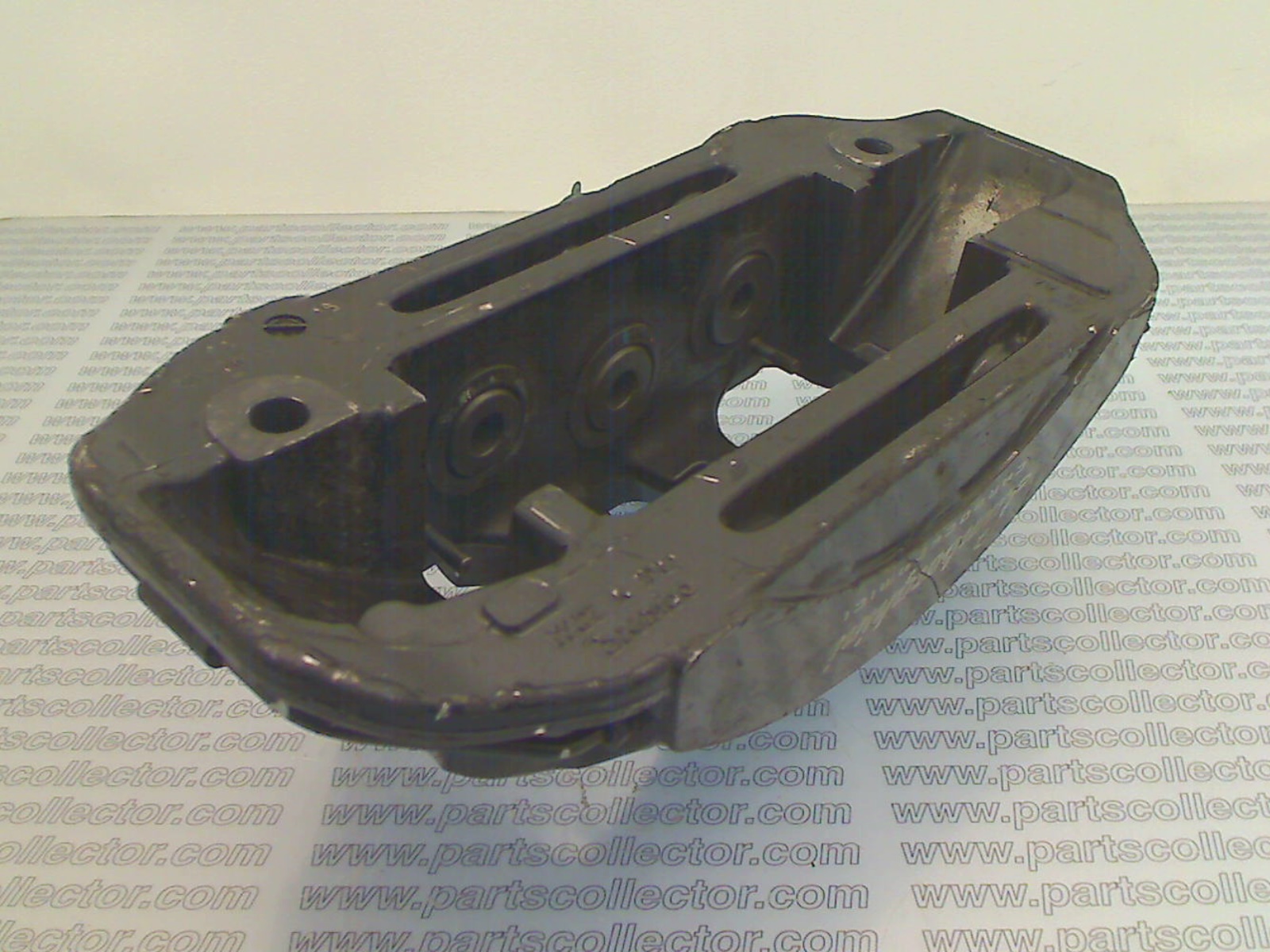 LAMBORGHINI 470615105F Brake system code 16077 compatible with: BREMBO BREMBO, LAMBORGHINI AVENTADOR - detail view