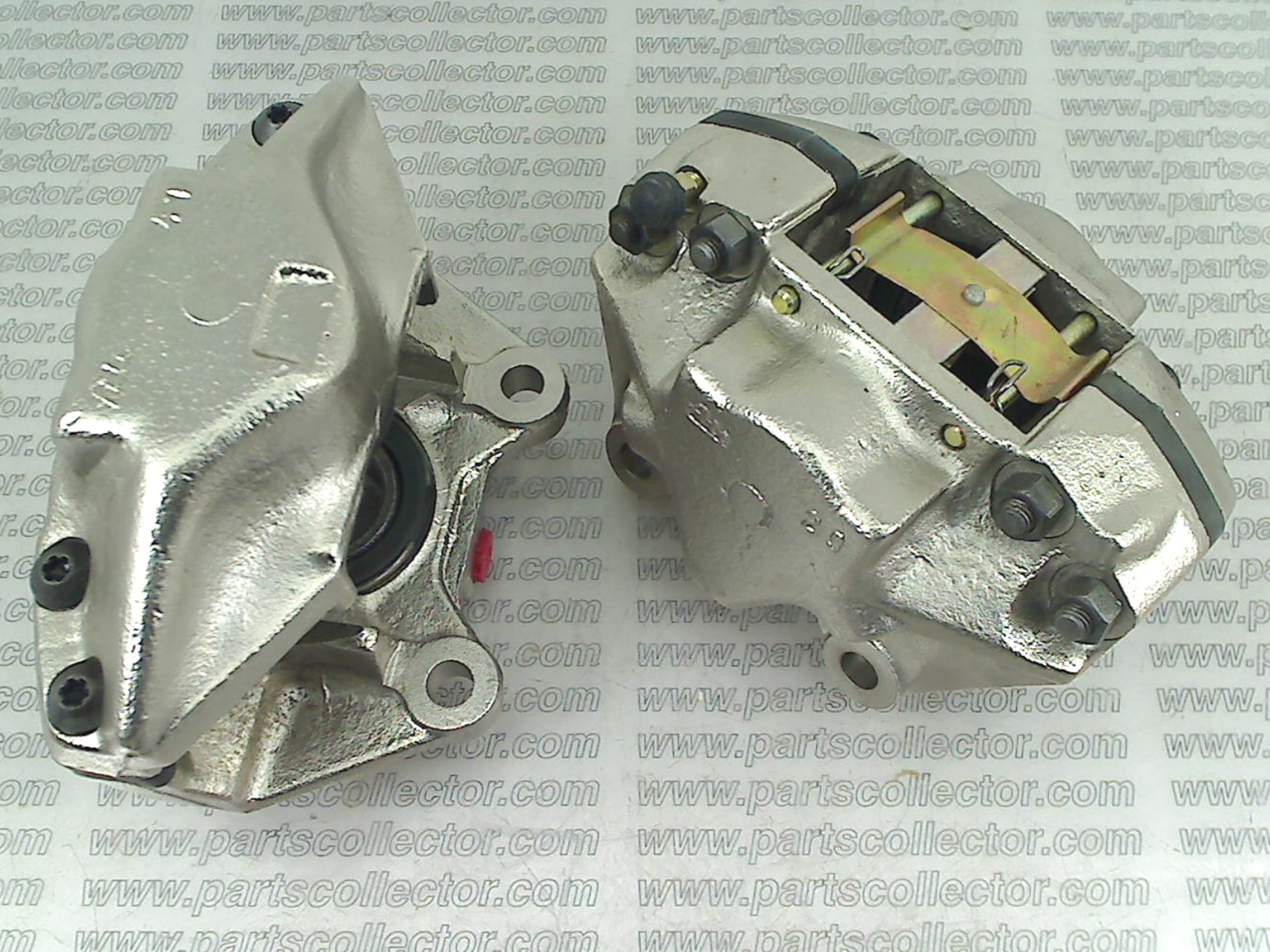 ALFA ROMEO 105642205201 105.64.22.052.01    105642205301  105 Brake system code 18361 compatible with: ALFA ROMEO MONTREAL, FERRARI 308