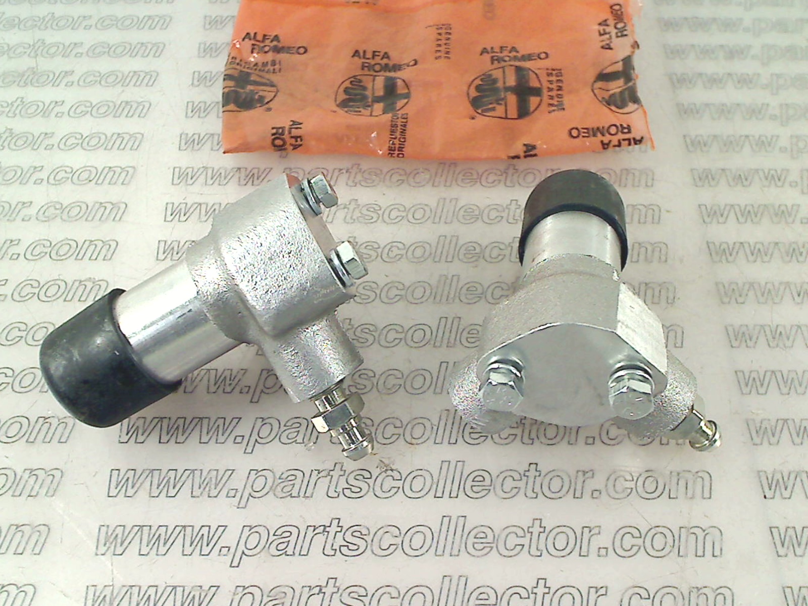 ALFA ROMEO  Brake system code 19339 compatible with: ALFA ROMEO 1300-1600-1750-2000 GT /BERTONE, ALFA ROMEO DUETTO SPIDER 105, ALFA ROMEO GIULIA 105, ALFA ROMEO GIULIA 1300  105, ALFA ROMEO GIULIA 1600 105, ALFA ROMEO GIULIA SUPER  105 - detail view
