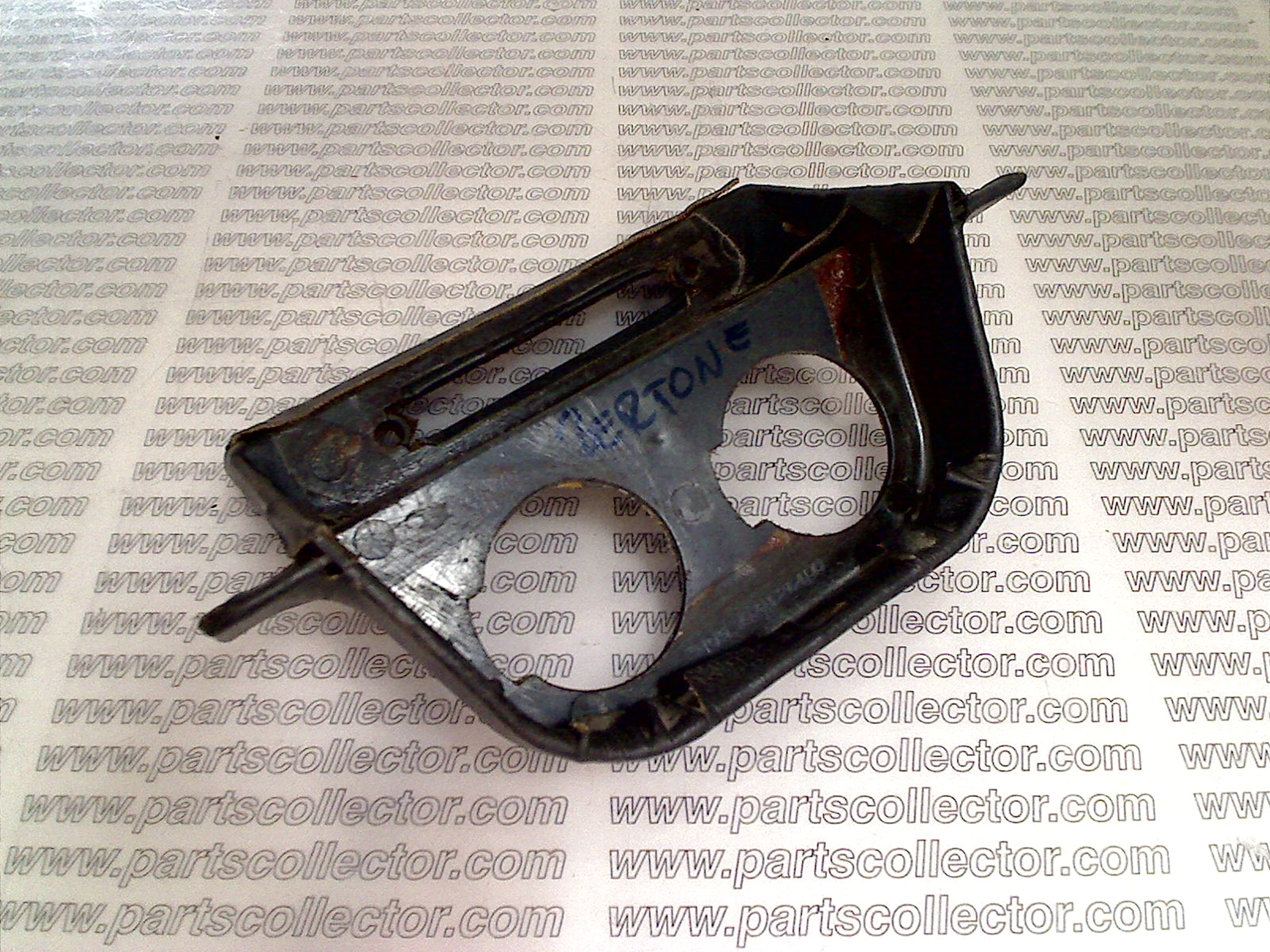 ALFA ROMEO 105.30.61.264.00     105306126400      105.30.61.0 Car body code 18022 compatible with: ALFA ROMEO GIULIA 105, ALFA ROMEO GIULIA 1300  105, ALFA ROMEO GIULIA 1600 105, ALFA ROMEO GIULIA SPRINT-SPIDER, ALFA ROMEO GIULIA SUPER  105, ALFA ROMEO GIULIA TZ - additional view