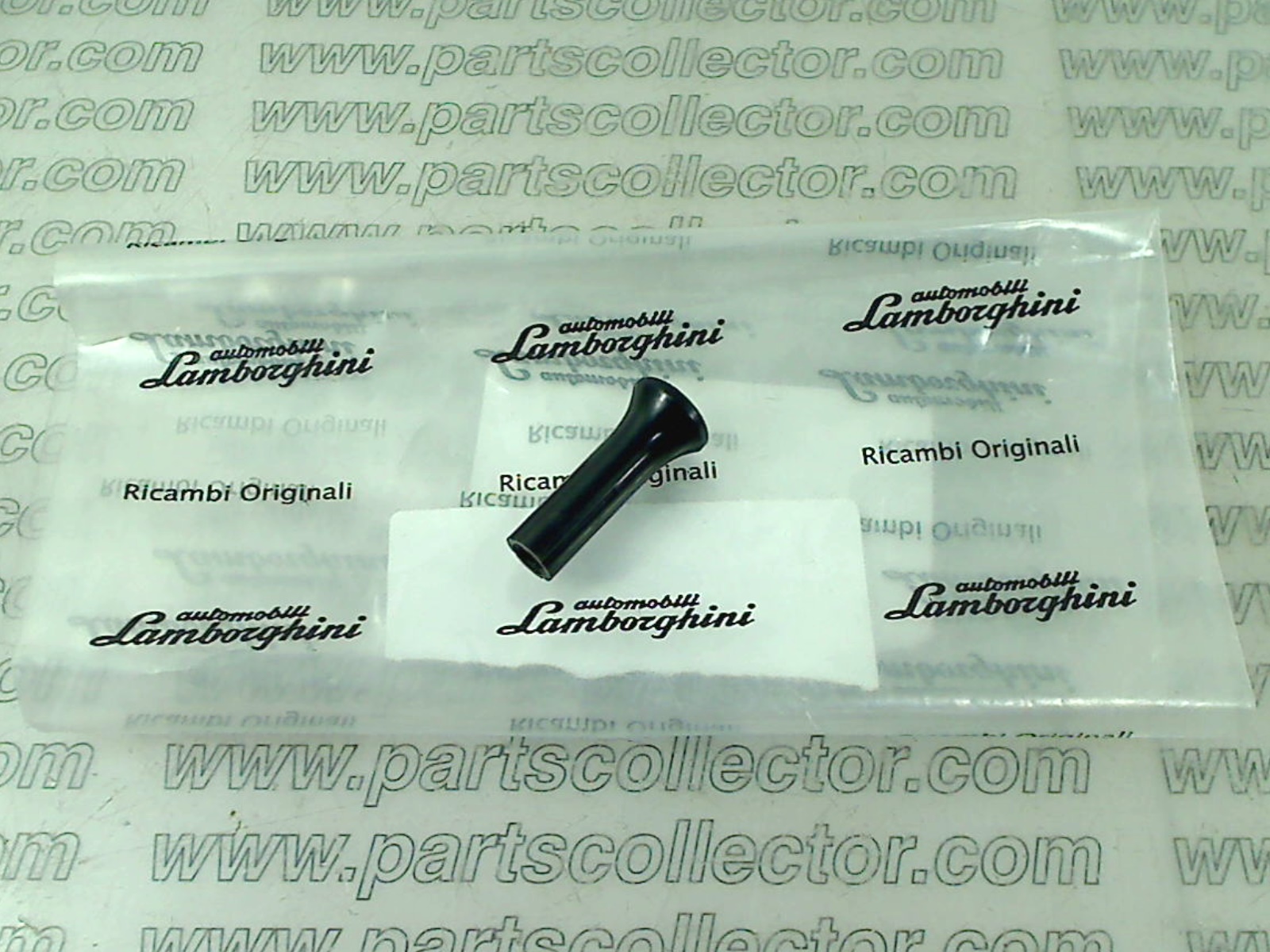 LAMBORGHINI 006558588  006558688 Car body code 18995 compatible with: LAMBORGHINI COUNTACH, LAMBORGHINI COUNTACH 5000, LAMBORGHINI COUNTACH LP400, LAMBORGHINI JALPA, LAMBORGHINI LAMBORGHINI, LAMBORGHINI MIURA - additional view