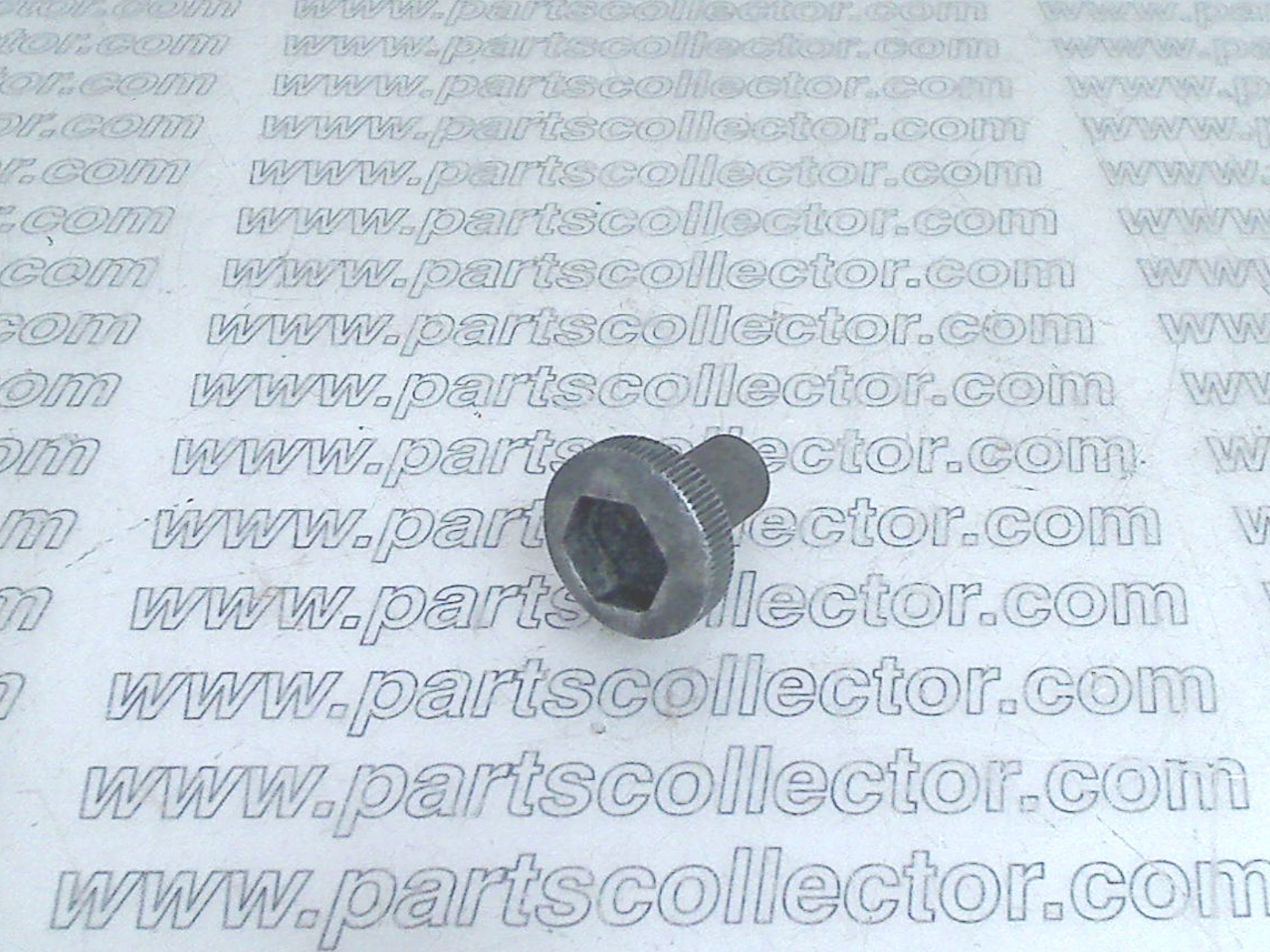 ALFA ROMEO 101.00.01.133.00 Engine code 18623 compatible with: ALFA ROMEO 1750-2000 BN / 105, ALFA ROMEO 2600 BN - SPIDER - SPRINT 106.00/01/02, ALFA ROMEO DUETTO SPIDER 105, ALFA ROMEO GIULIA 1300  105, ALFA ROMEO GIULIA 1600 105, ALFA ROMEO GIULIA SPRINT-SPIDER, ALFA ROMEO GIULIA SUPER  105, ALFA ROMEO GIULIA TZ, ALFA ROMEO GIULIETTA 750/101, ALFA ROMEO GIULIETTA SPIDER 750/101, ALFA ROMEO GIULIETTA SPRINT 750/101, ALFA ROMEO GIULIETTA SPRINT VELOCE 750/101, ALFA ROMEO GIULIETTA SS 101, ALFA ROMEO GIULIETTA TI 101