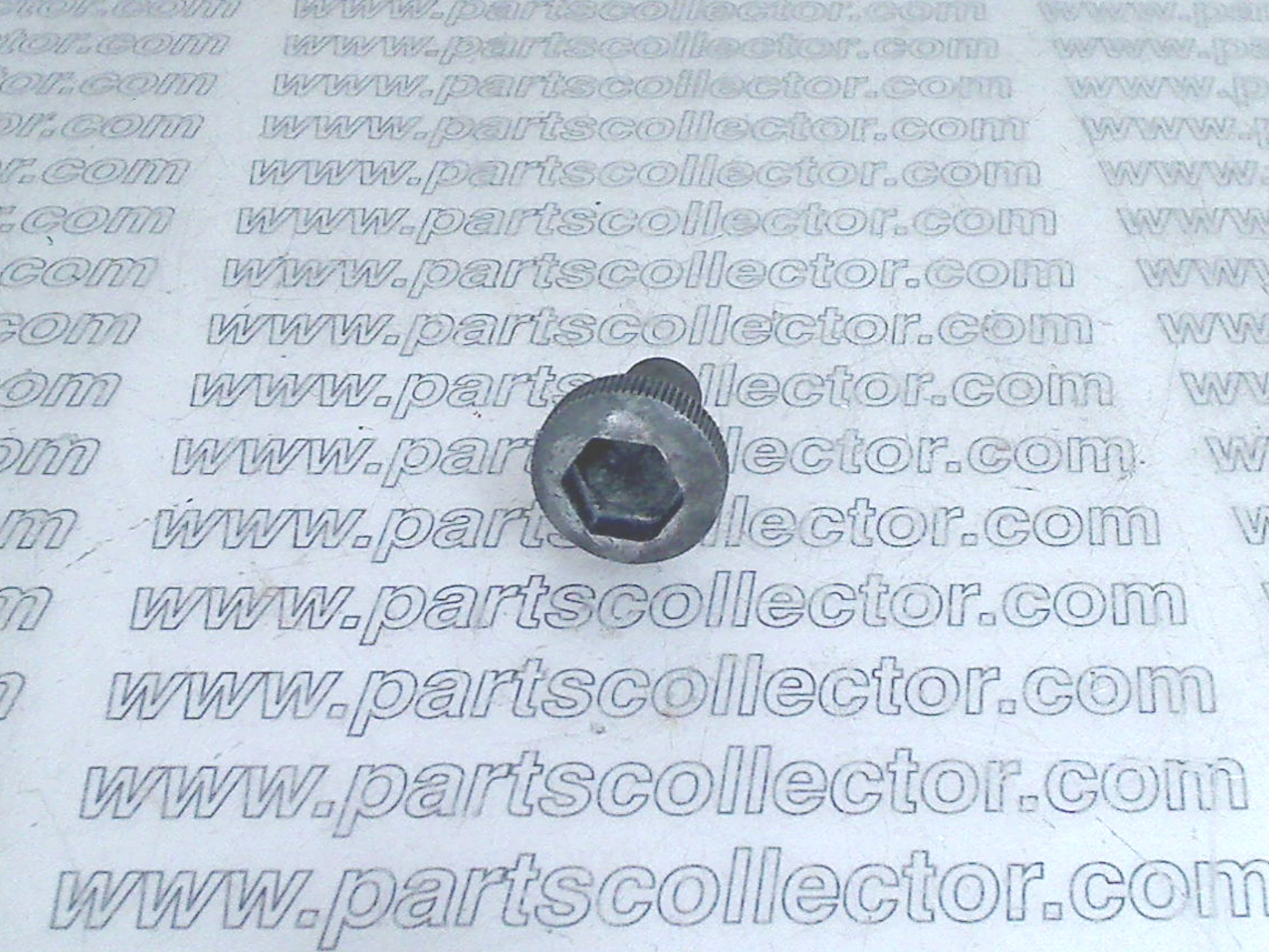 ALFA ROMEO 101.00.01.133.00 Engine code 18623 compatible with: ALFA ROMEO 1750-2000 BN / 105, ALFA ROMEO 2600 BN - SPIDER - SPRINT 106.00/01/02, ALFA ROMEO DUETTO SPIDER 105, ALFA ROMEO GIULIA 1300  105, ALFA ROMEO GIULIA 1600 105, ALFA ROMEO GIULIA SPRINT-SPIDER, ALFA ROMEO GIULIA SUPER  105, ALFA ROMEO GIULIA TZ, ALFA ROMEO GIULIETTA 750/101, ALFA ROMEO GIULIETTA SPIDER 750/101, ALFA ROMEO GIULIETTA SPRINT 750/101, ALFA ROMEO GIULIETTA SPRINT VELOCE 750/101, ALFA ROMEO GIULIETTA SS 101, ALFA ROMEO GIULIETTA TI 101 - detail view