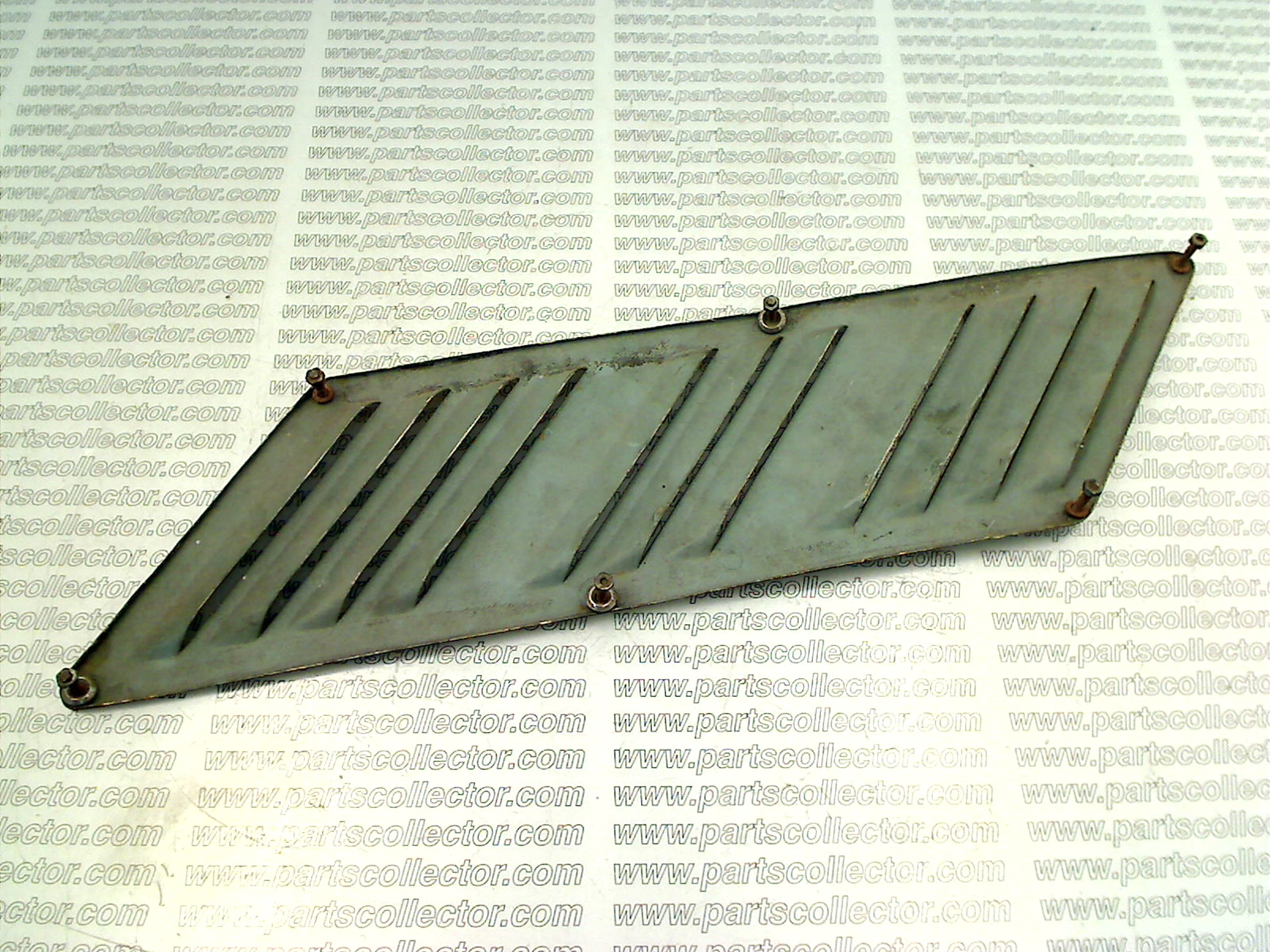 FERRARI 242-18-801-07 Car body code 17828 compatible with: FERRARI 330 GT 2+2 - additional view