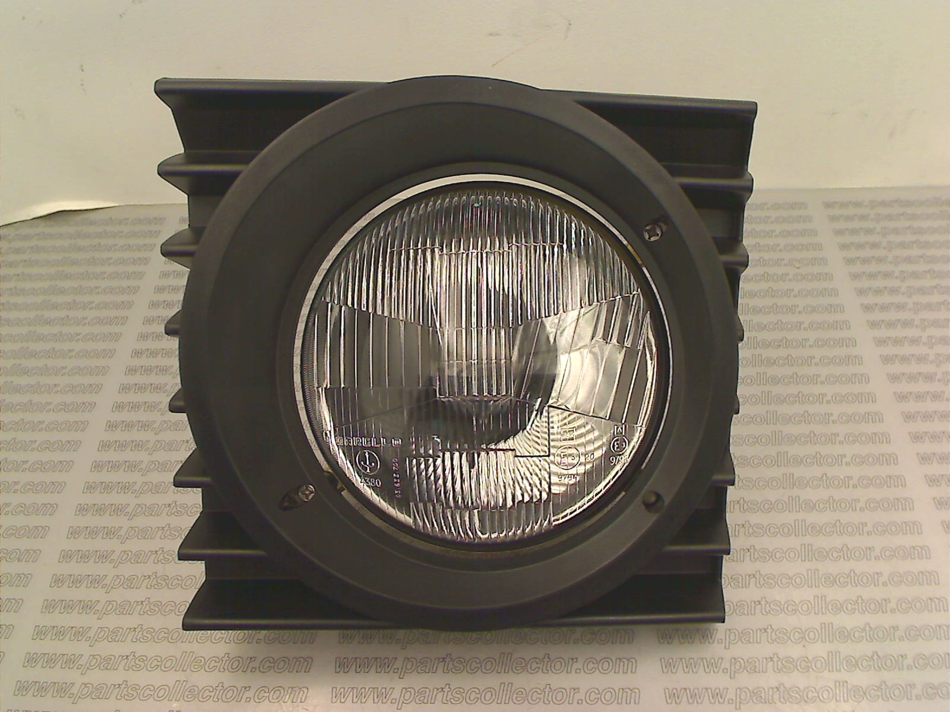 CARELLO 03.633.700 - 03.426.800 - 07.427.744 Lighting system code 17268 compatible with: OTHERS IVECO