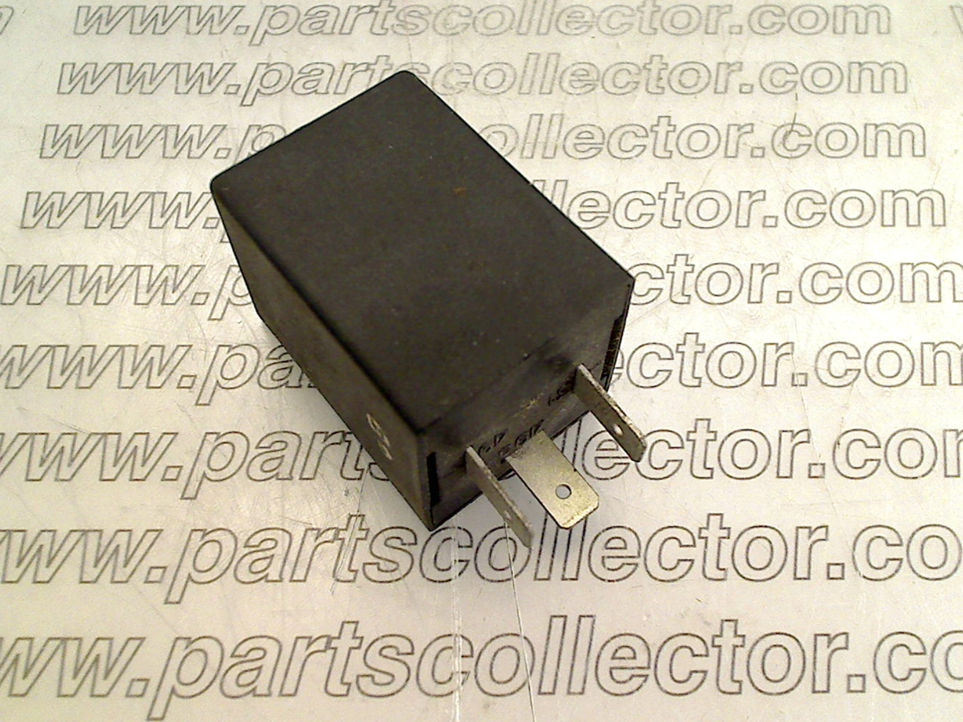 FERRARI 61111200 Electrical system code 4737 compatible with: FERRARI 208 TURBO, FERRARI 288 GTO, FERRARI 308 GTB GTS, FERRARI 328, FERRARI 400, FERRARI 412, FERRARI 512TR, FERRARI F40, FERRARI MONDIAL, FERRARI TESTAROSSA