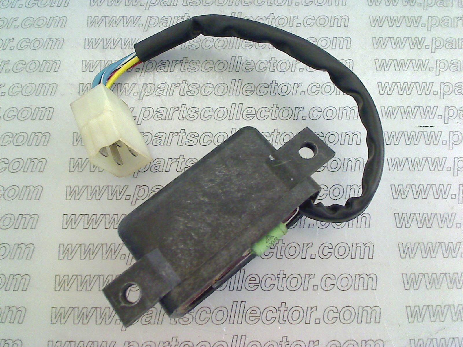 MAGNETI MARELLI TEL12C/1 - 40284309 - 110359 Electrical system code 1800 compatible with: FERRARI 208, FERRARI 208 TURBO, FERRARI 308 4V, FERRARI 308 GT4, FERRARI 308 GTB GTS, FERRARI 400, FERRARI 512BBi, MAGNETI MARELLI MAGNETI MARELLI - additional view