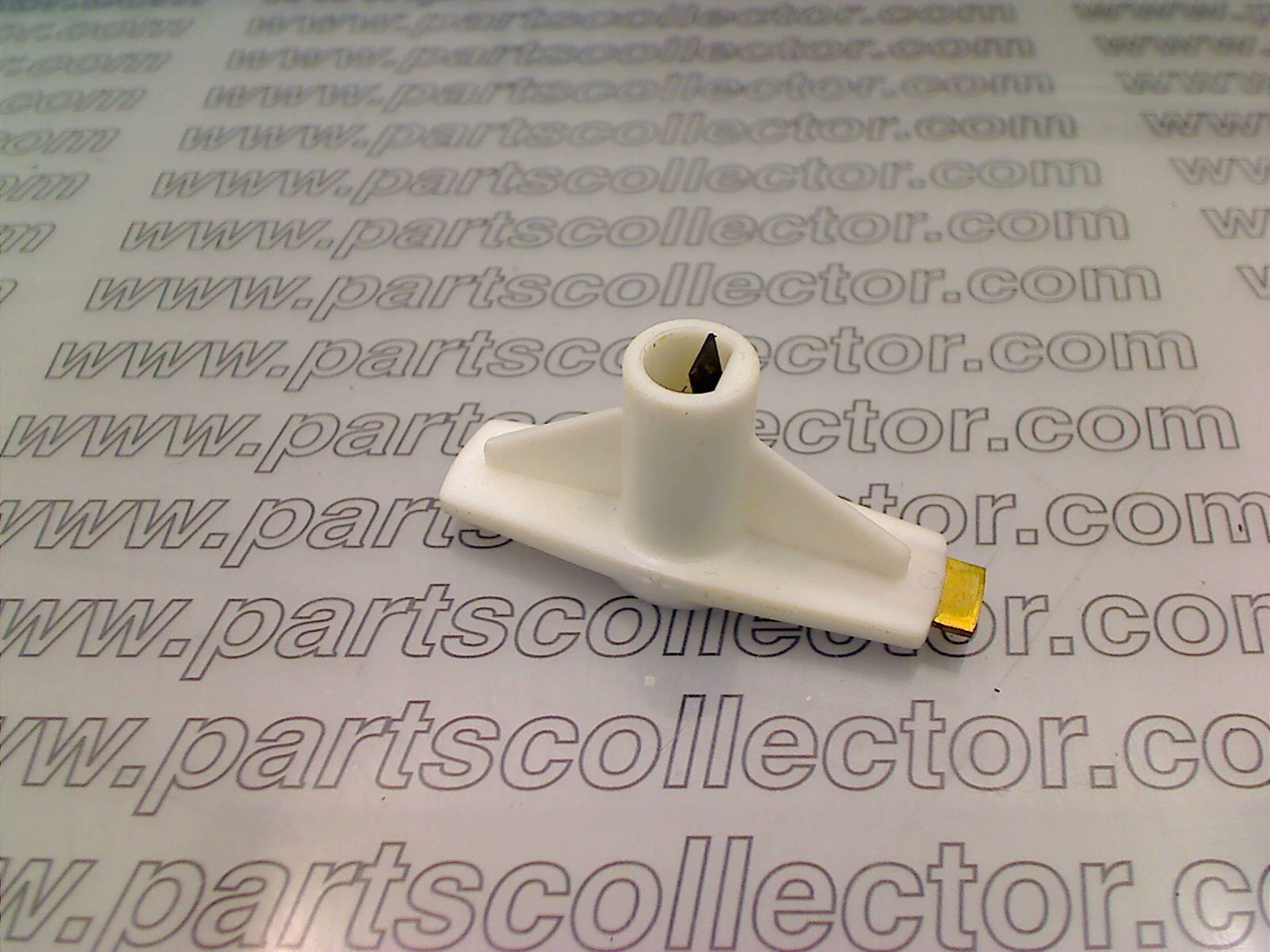 FM 071274802010 - 1606251 Ignition code 243 compatible with: FERRARI 208, FERRARI 208 TURBO, FERRARI 246 DINO, FERRARI 250, FERRARI 275 GTB 2, FERRARI 275 GTB 4, FERRARI 308 GT4, FERRARI 308 GTB GTS, FERRARI 330, FERRARI 330 GTC, LAMBORGHINI COUNTACH LP400, LAMBORGHINI ESPADA, LAMBORGHINI MIURA, MAGNETI MARELLI MAGNETI MARELLI - additional view